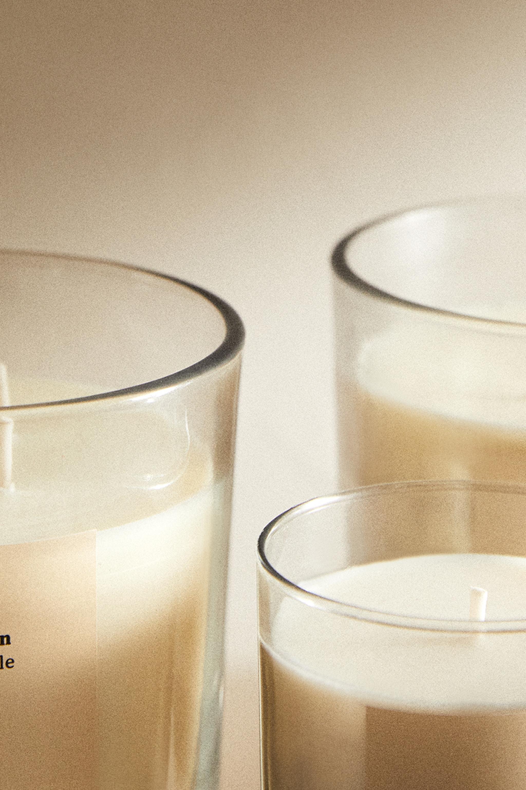 (620 G) ABSOLUTE LINEN SCENTED CANDLE