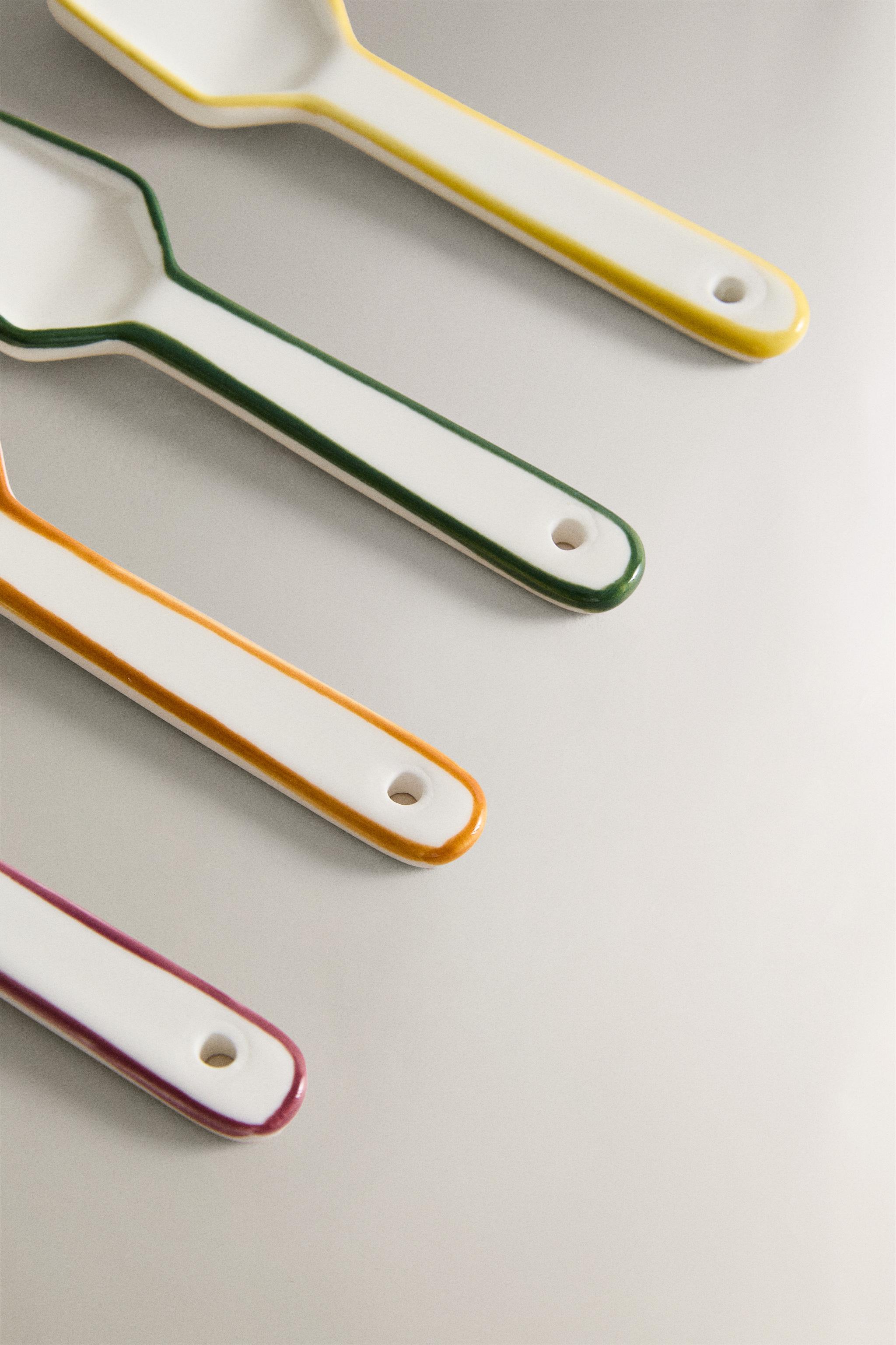 SET OF STONEWARE ICE CREAM SPOONS WITH CONTRAST EDGE (SET OF 4)