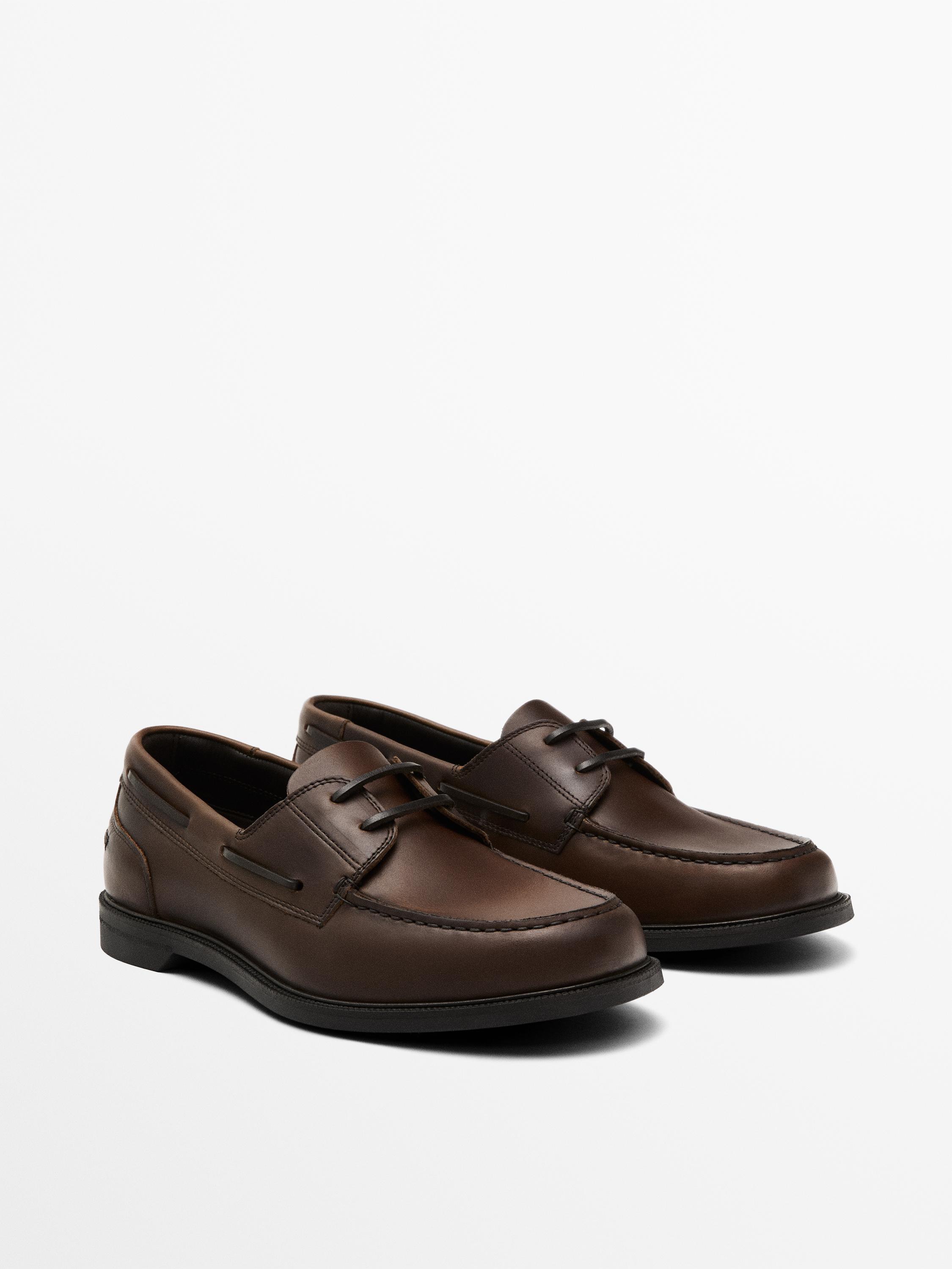Oiled leather deck shoes