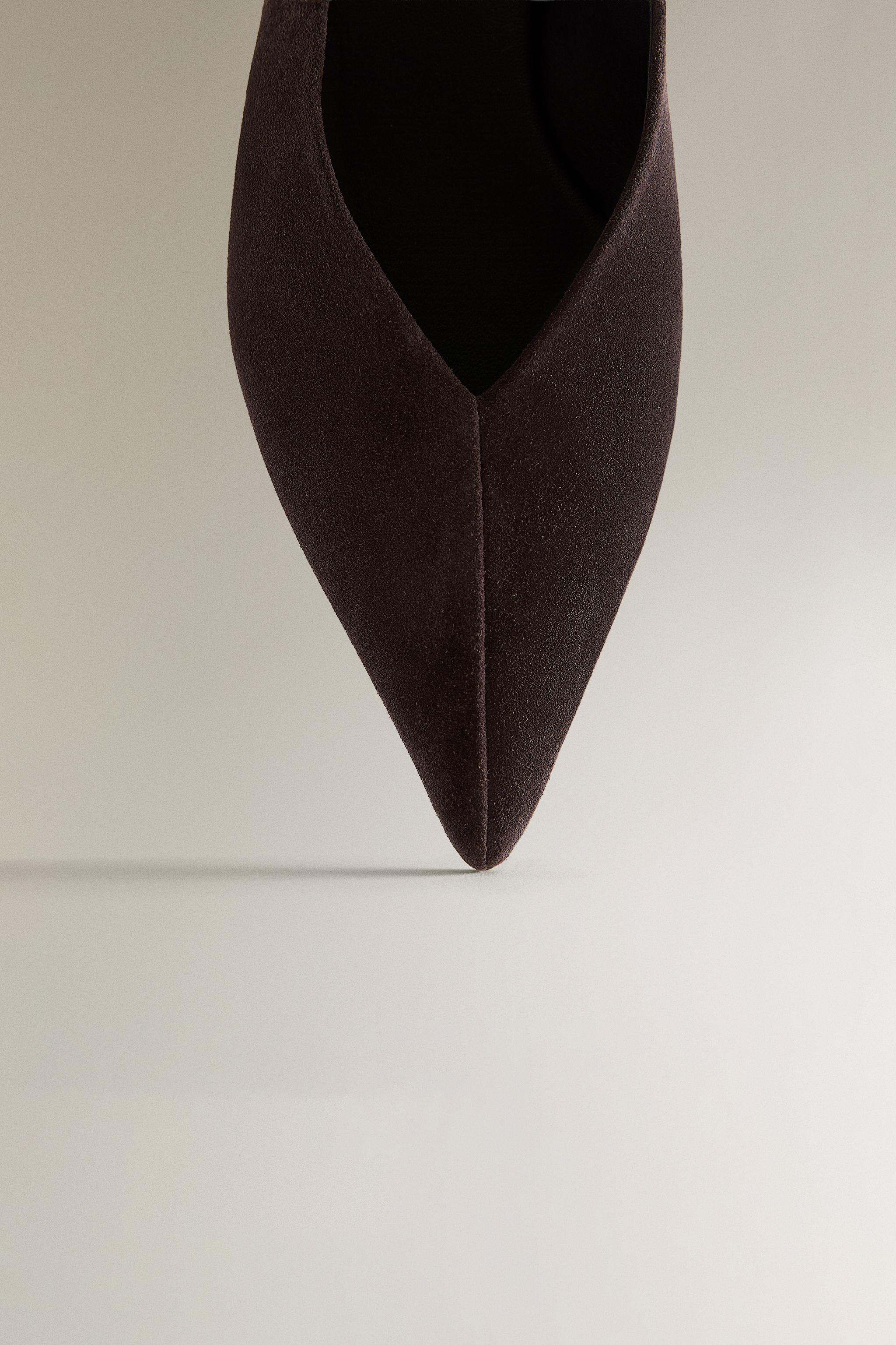 POINTED LEATHER MULES