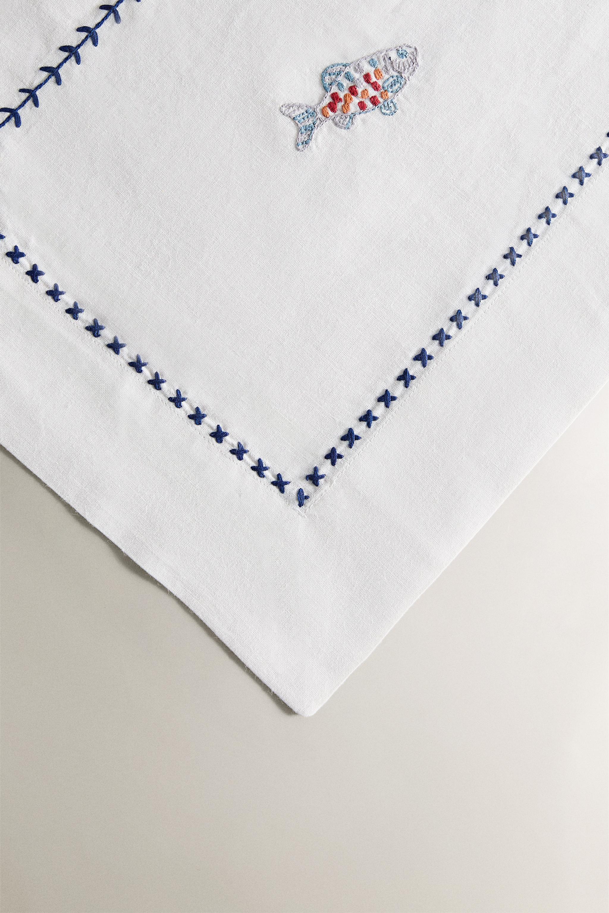 EMBROIDERED FISH TABLE RUNNER
