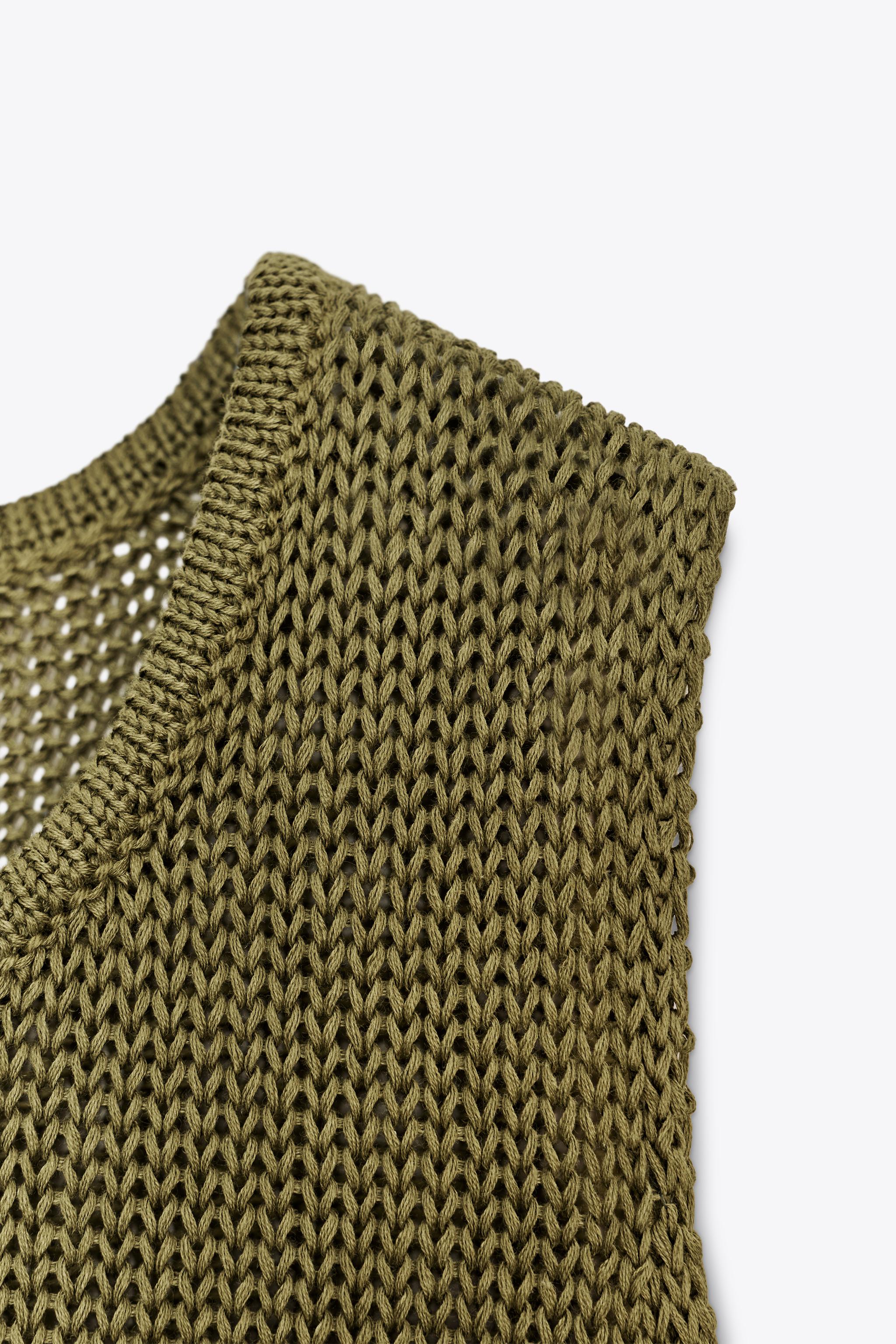 100% COTTON KNIT TOP