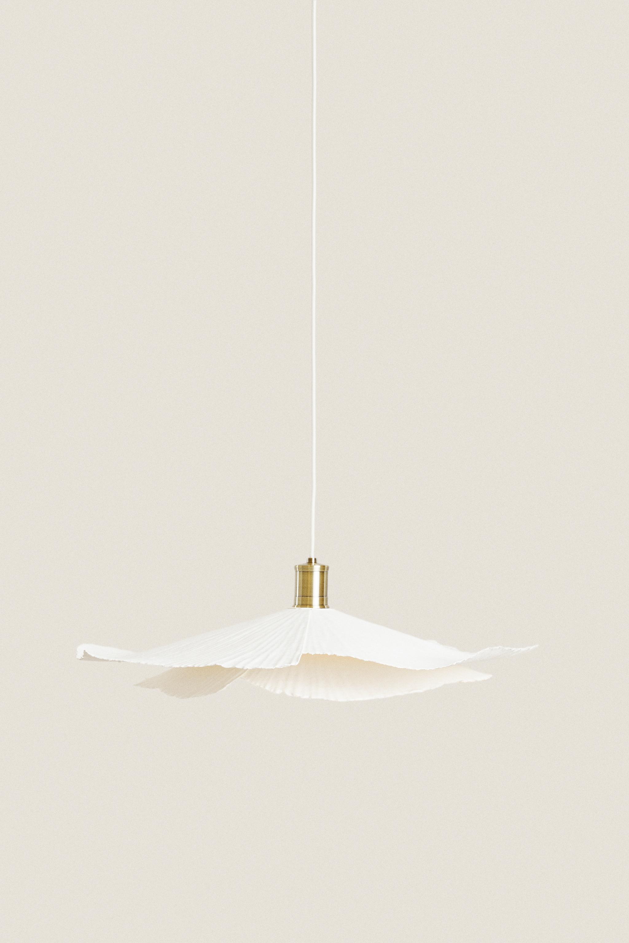 MEDIUM PENDANT LAMP