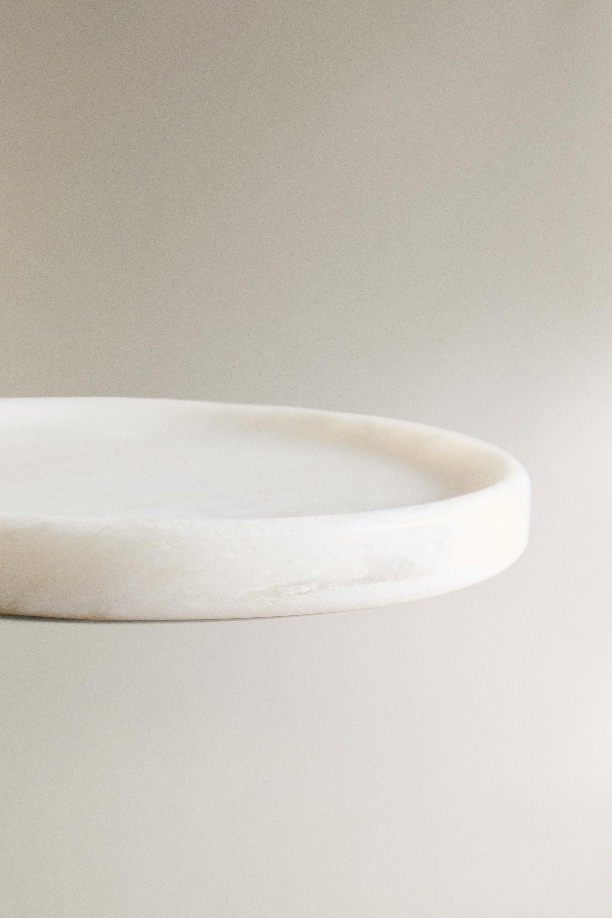 WHITE MARBLE BATHROOM SOAP DISH