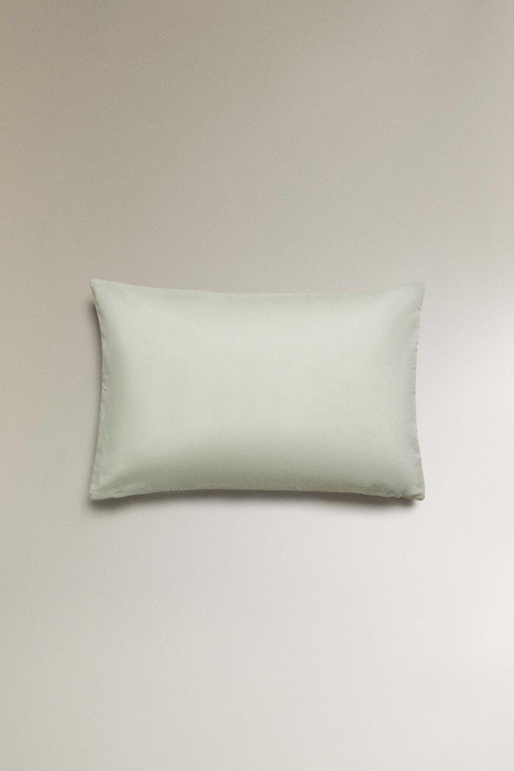BACKSTITCHED THROW PILLOW COVER