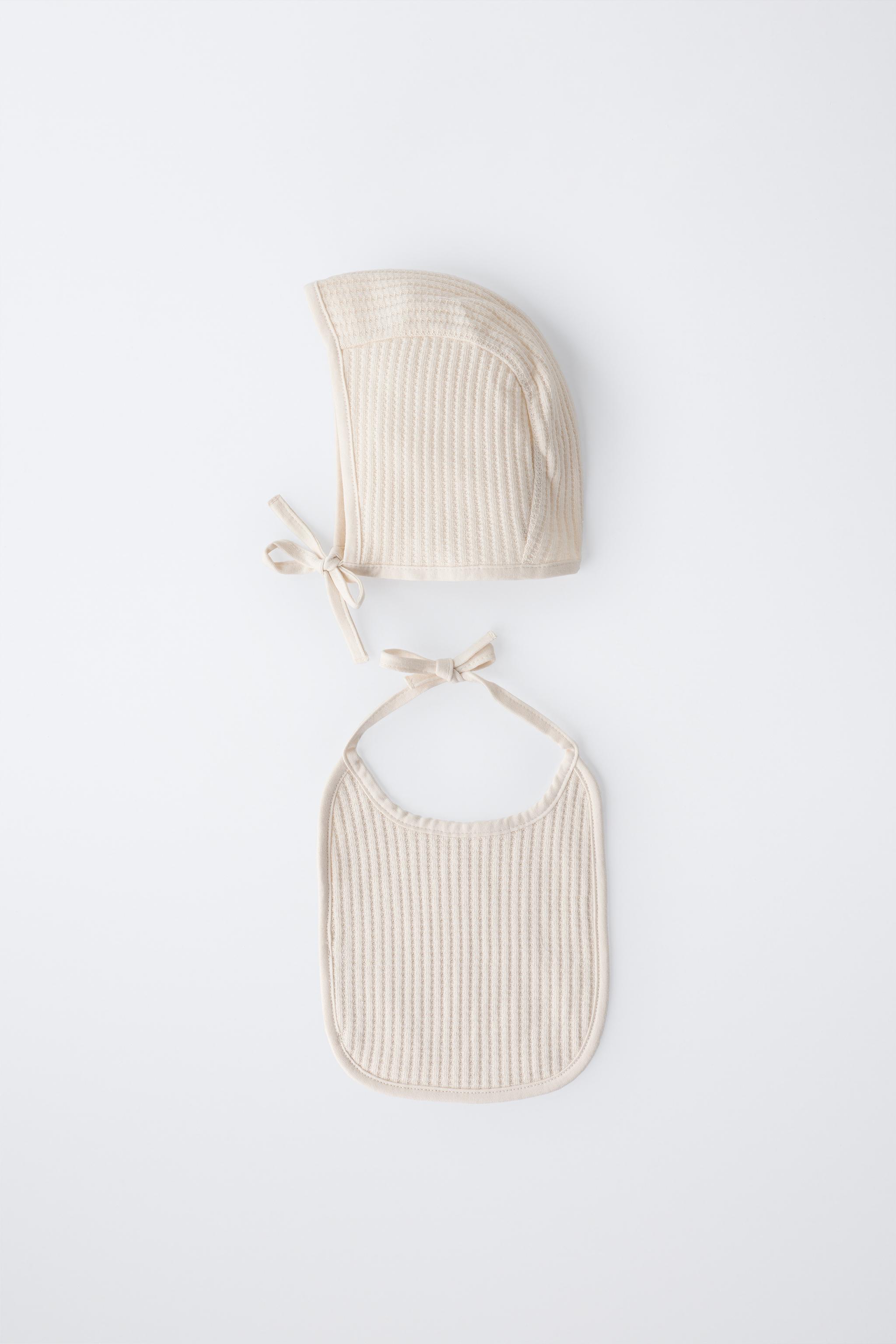 STRUCTURED BONNET AND BIB SET