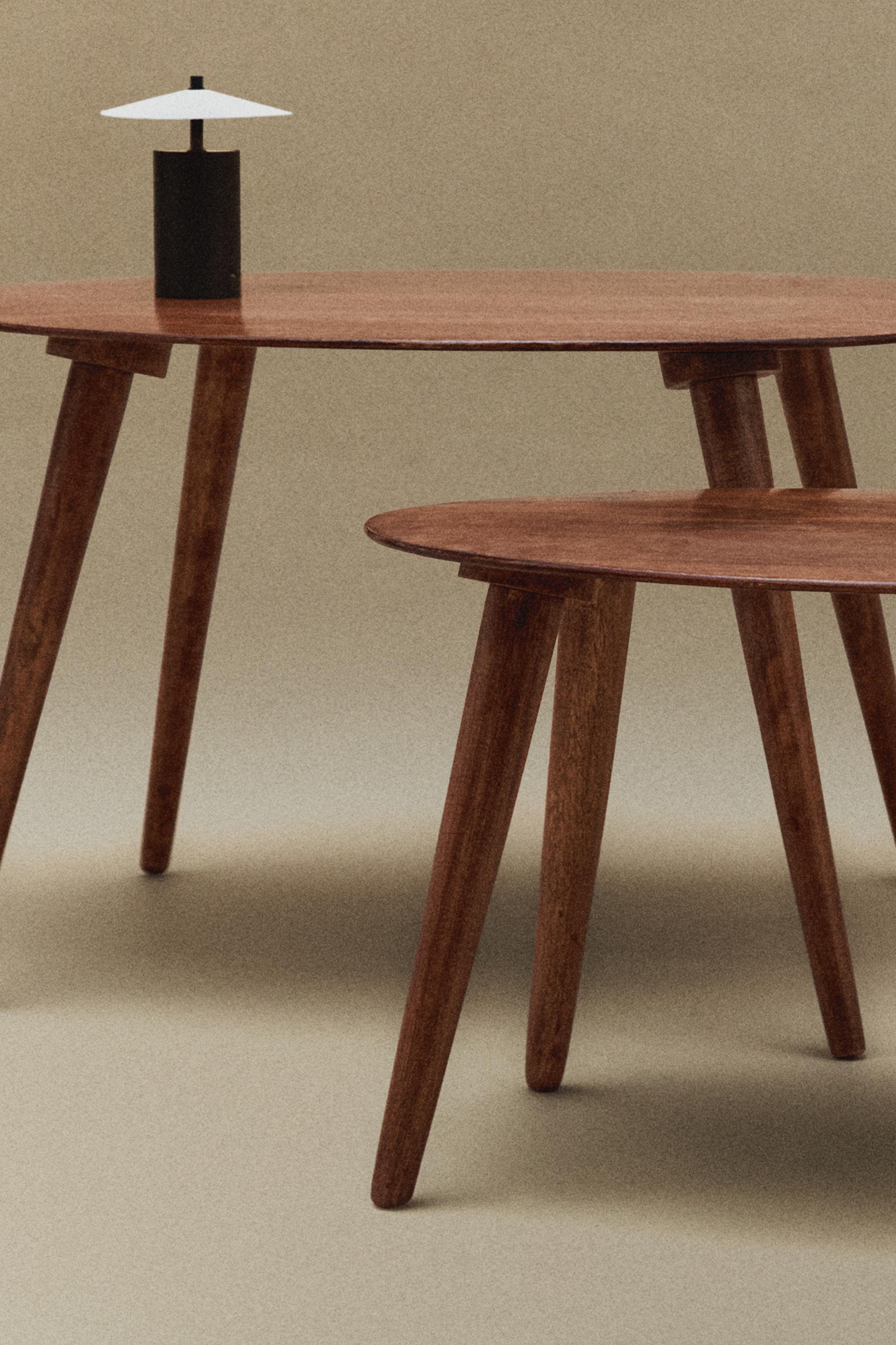 BEVELED WOODEN COFFEE TABLE