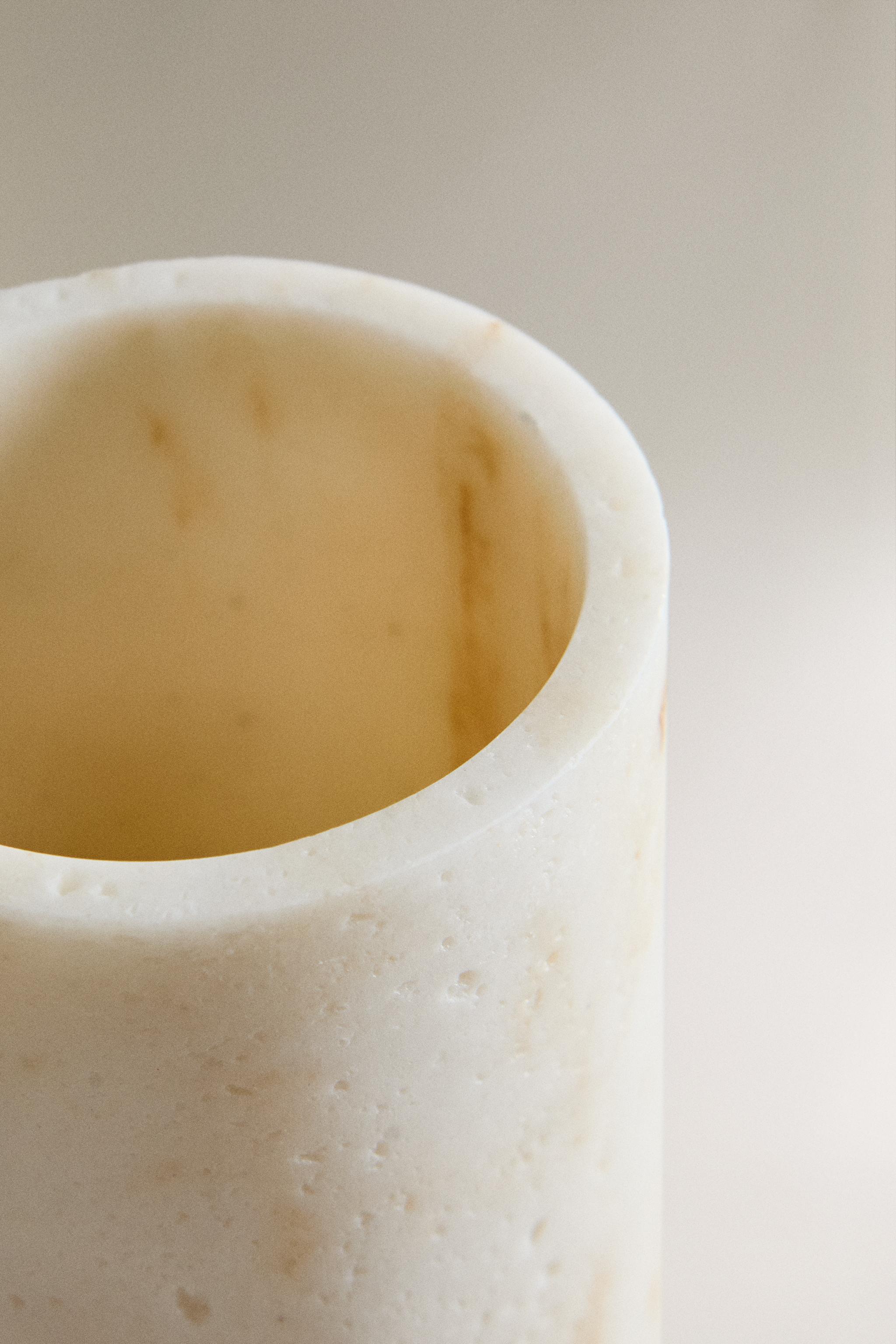 MARBLE EFFECT TOOTHBRUSH HOLDER