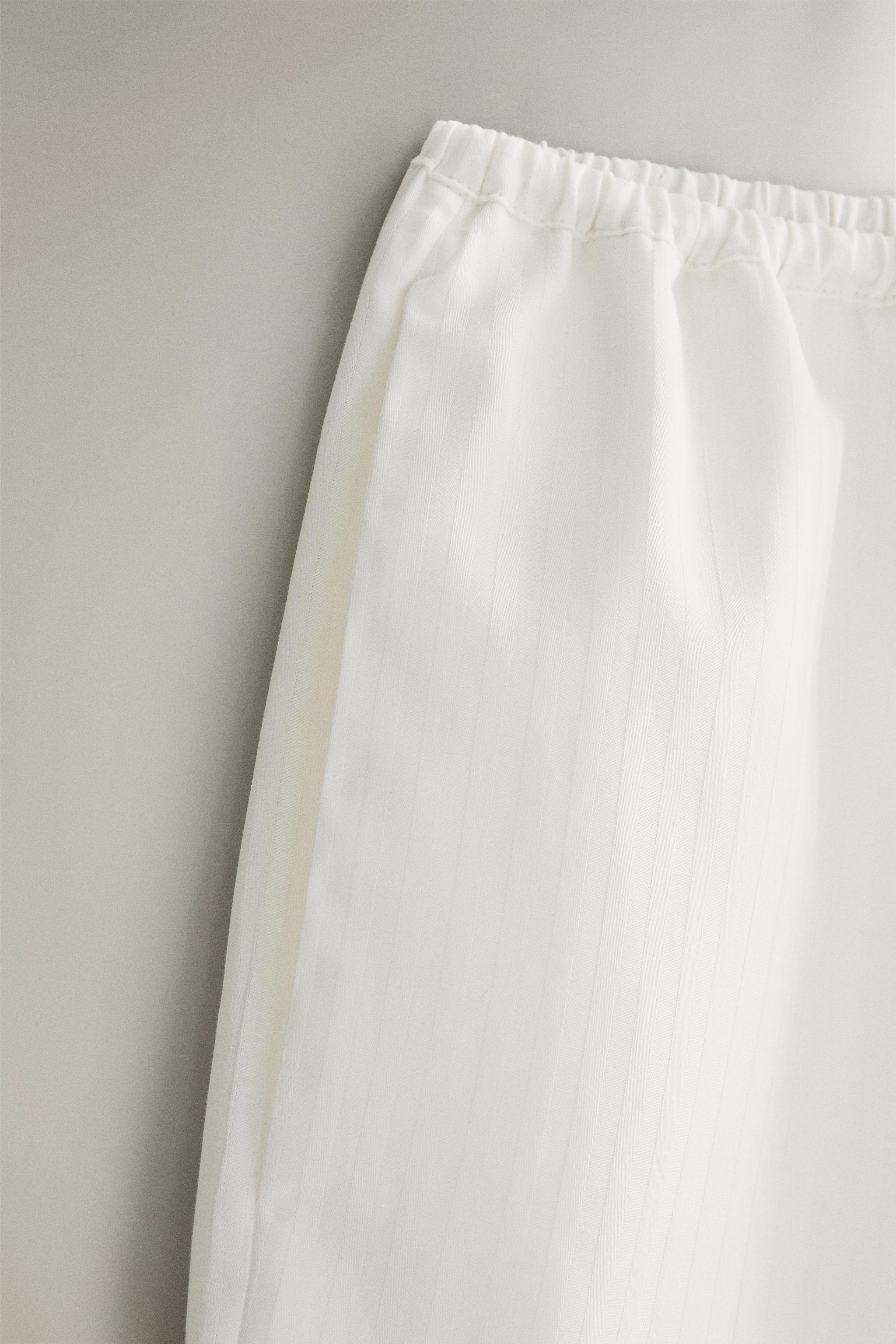 STRIPED JACQUARD SHORTS