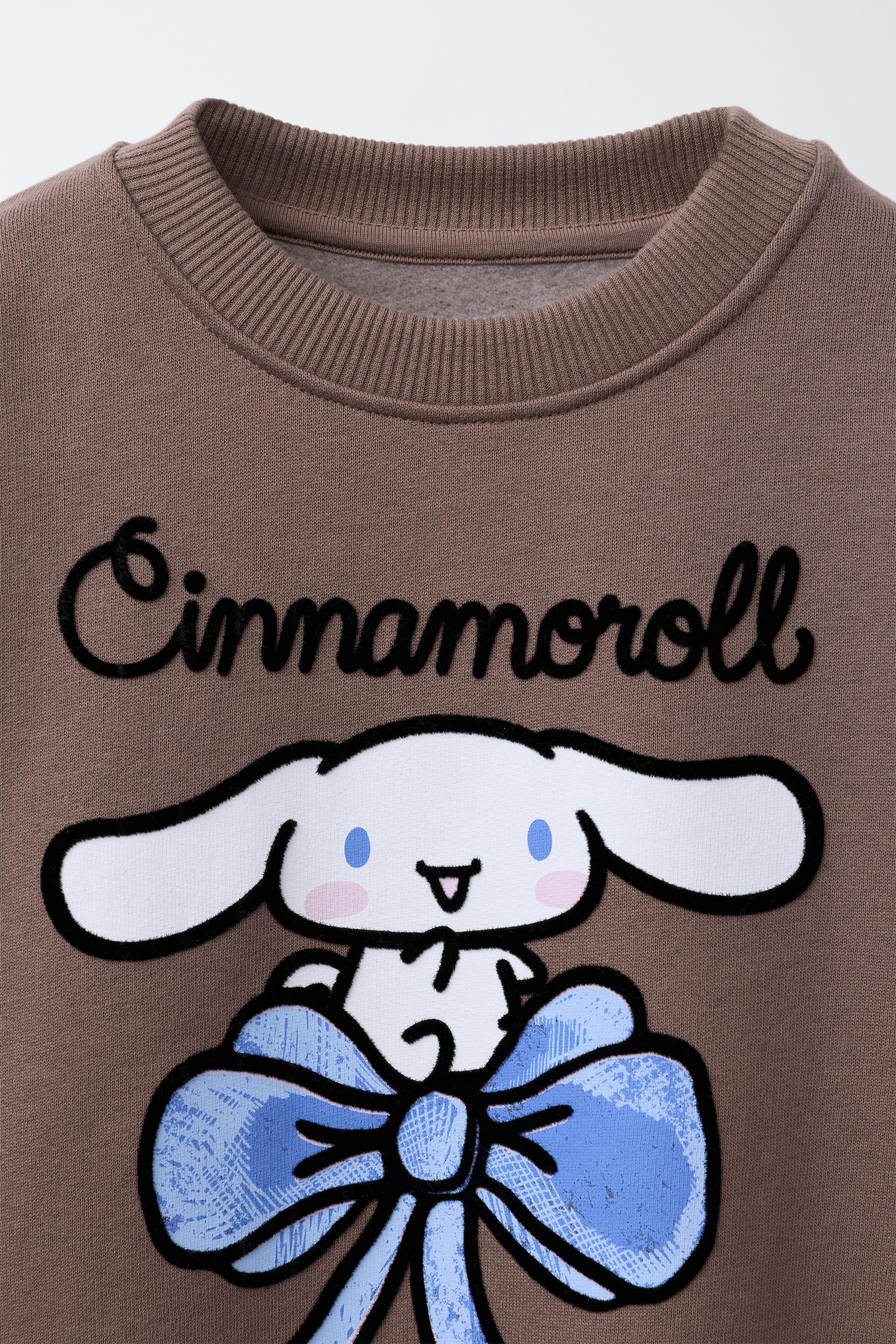 CINNAMOROLL © SANRIO FLOCKED PRINT SWEATSHIRT