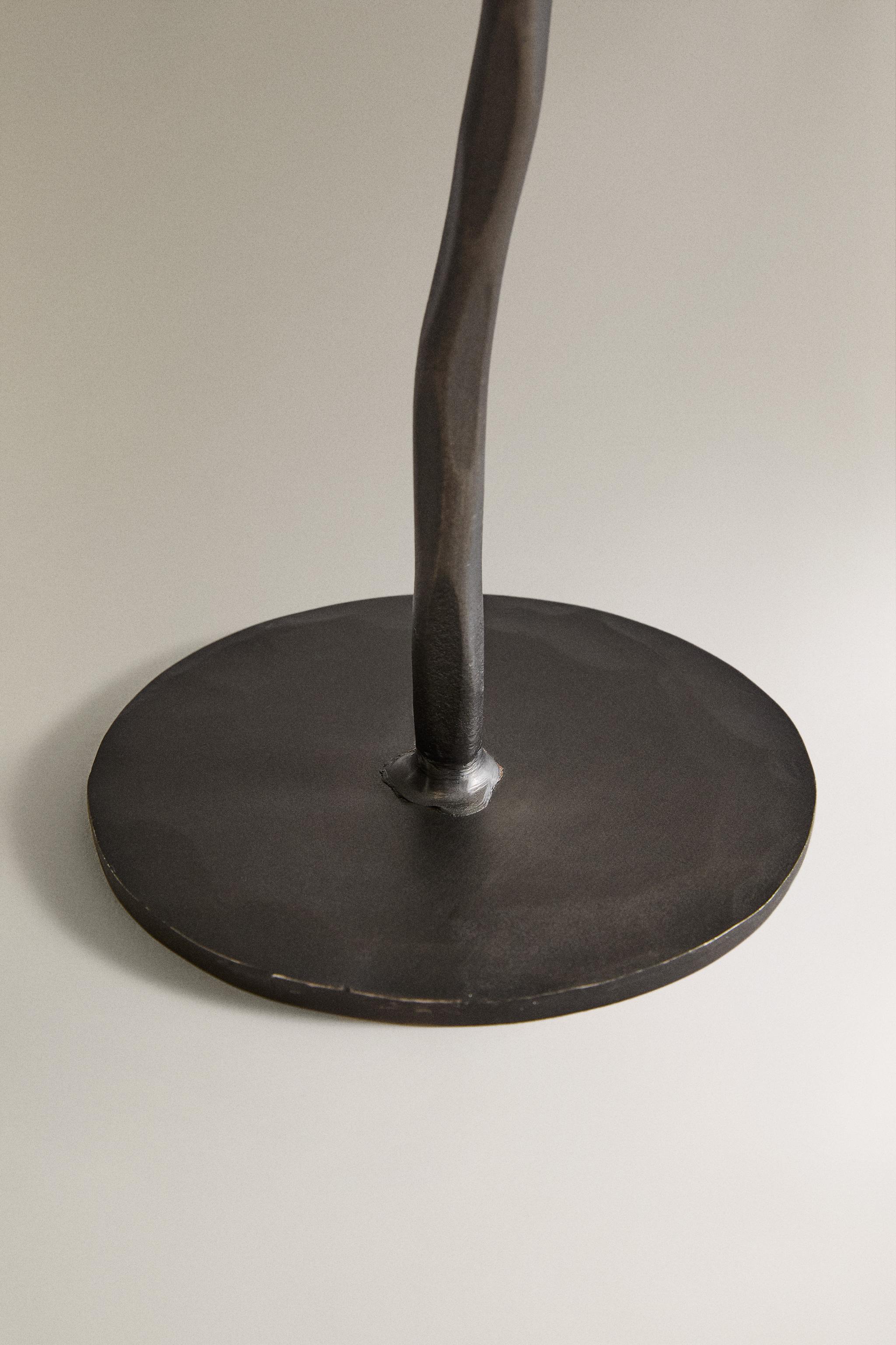 METAL CANDLESTICK
