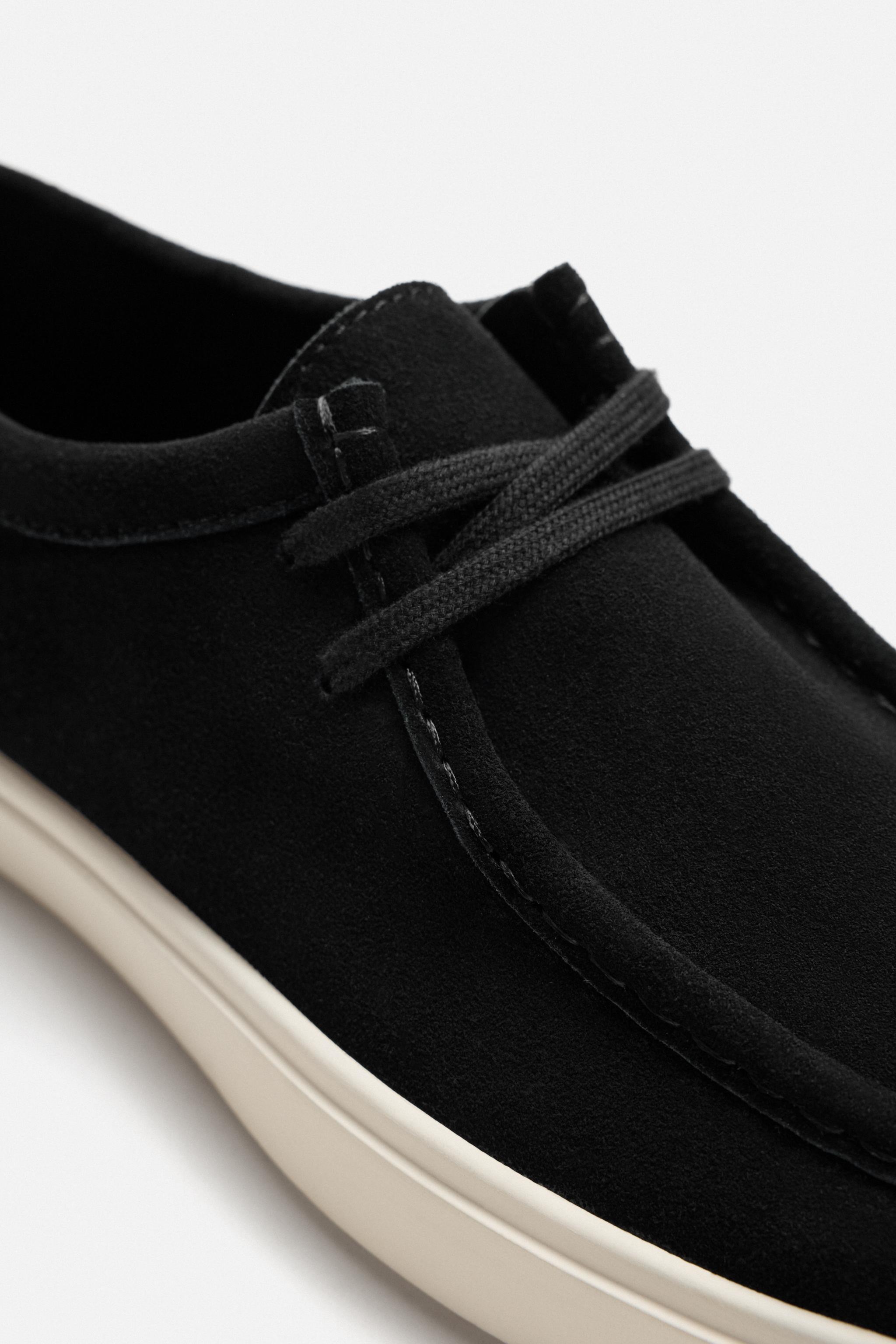 CASUAL LEATHER SHOES