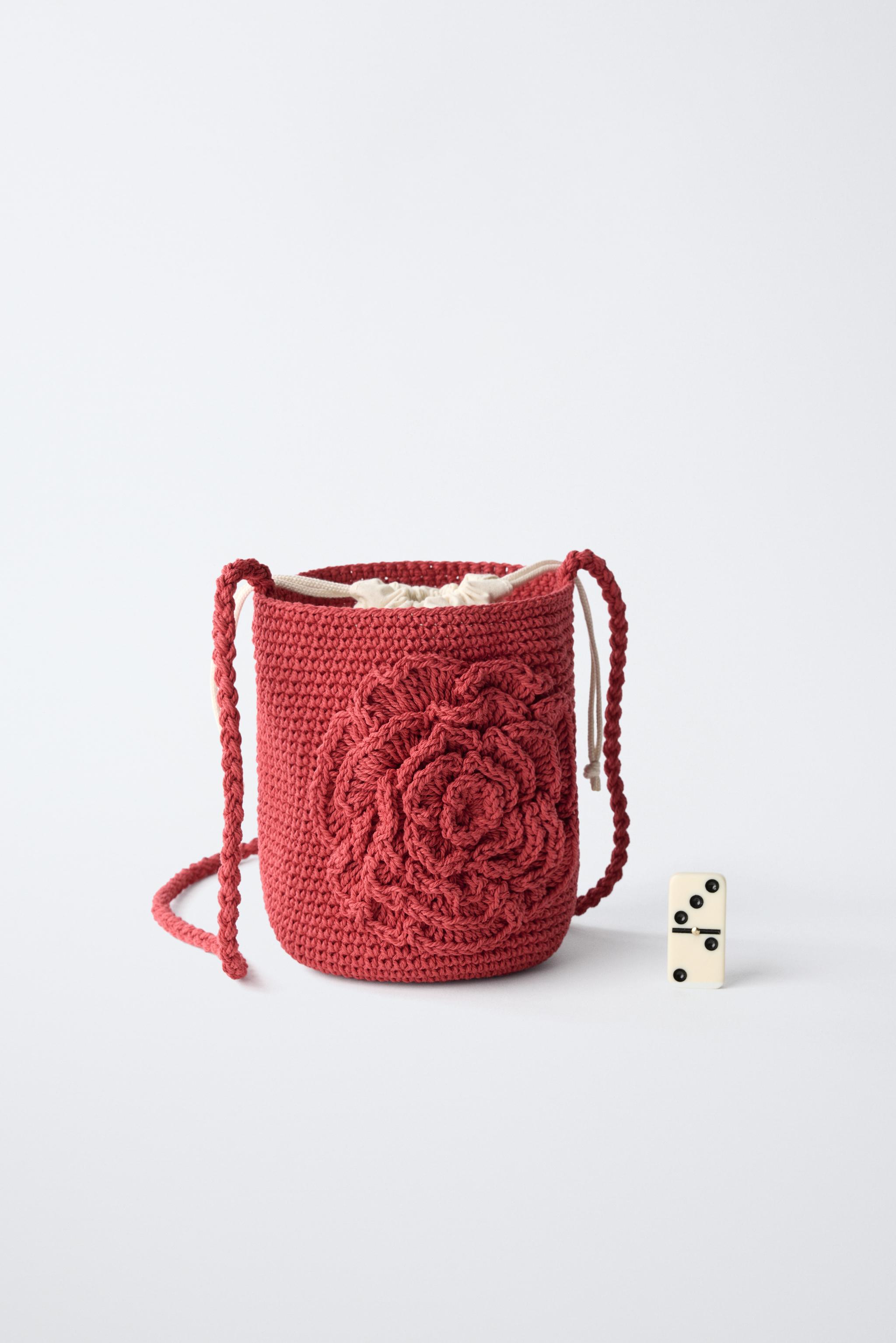 FLOWER CROCHET CROSSBODY BAG