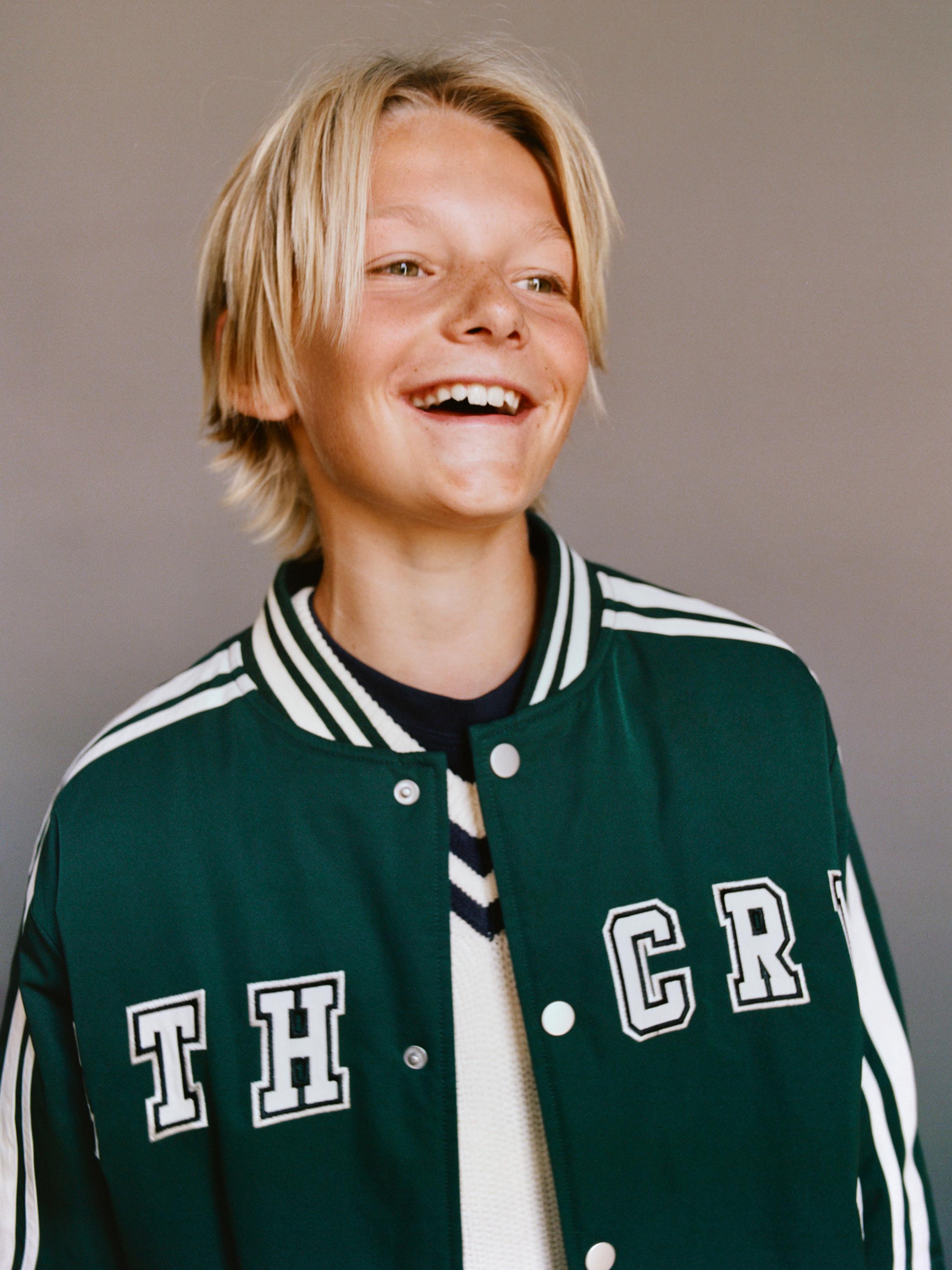 REMOVABLE HOOD VARSITY PUFFER BOMBER JACKET