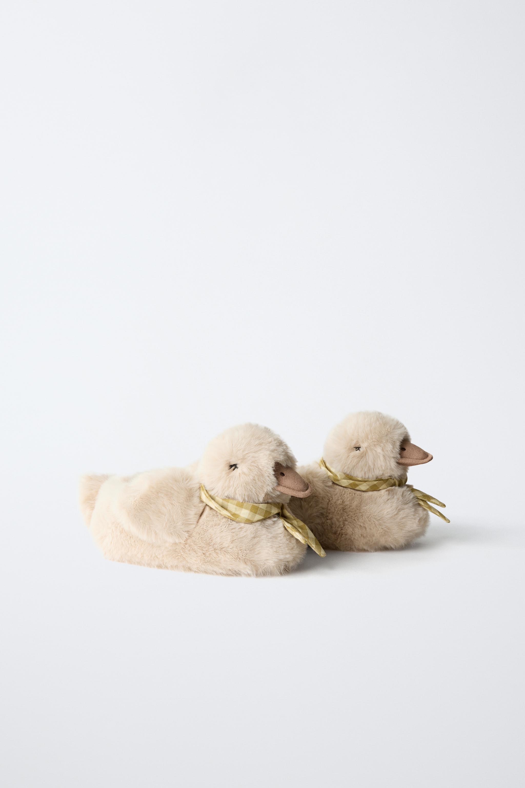 DUCKLING HOUSE SLIPPERS