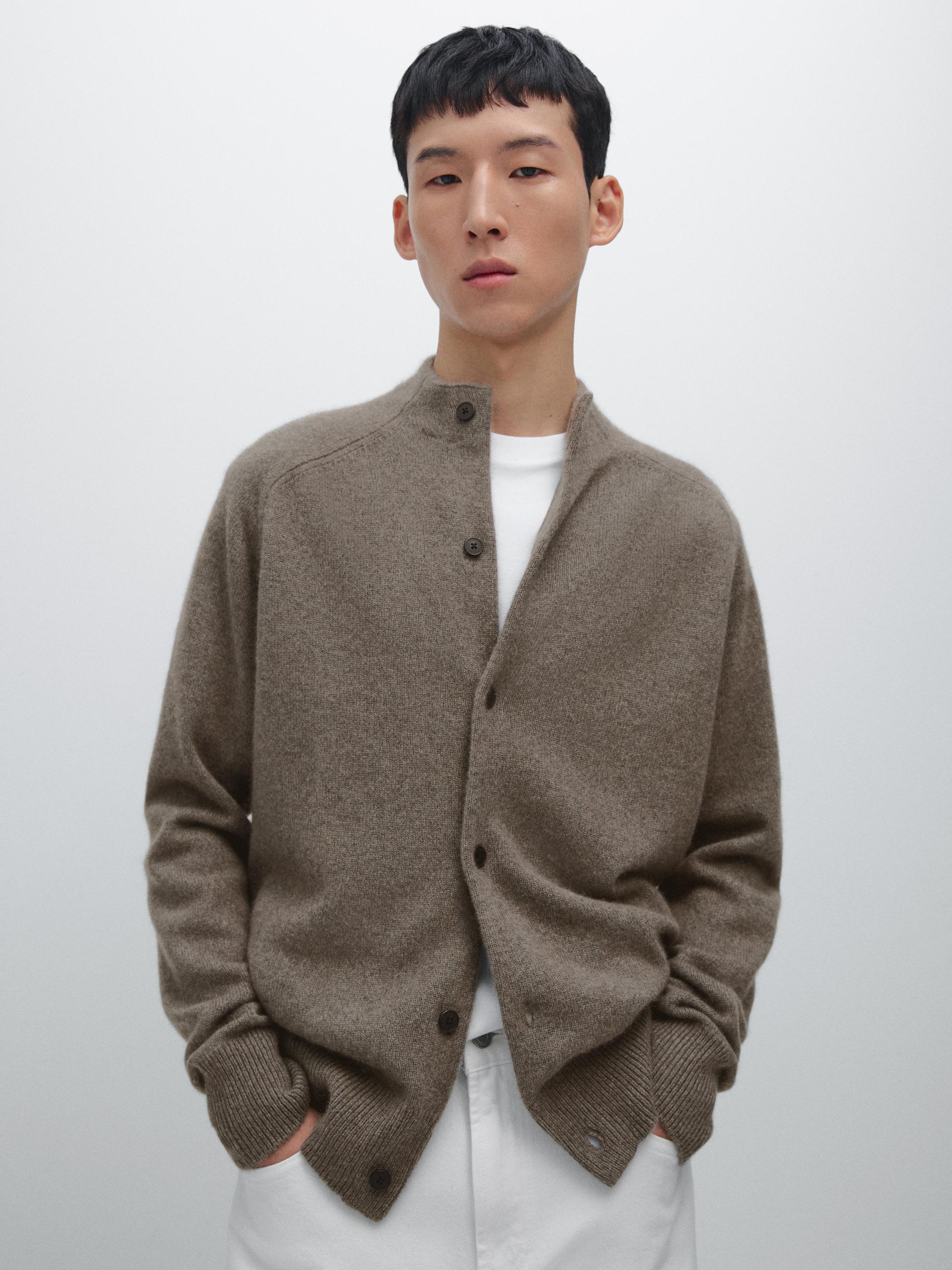 100% cashmere knit cardigan