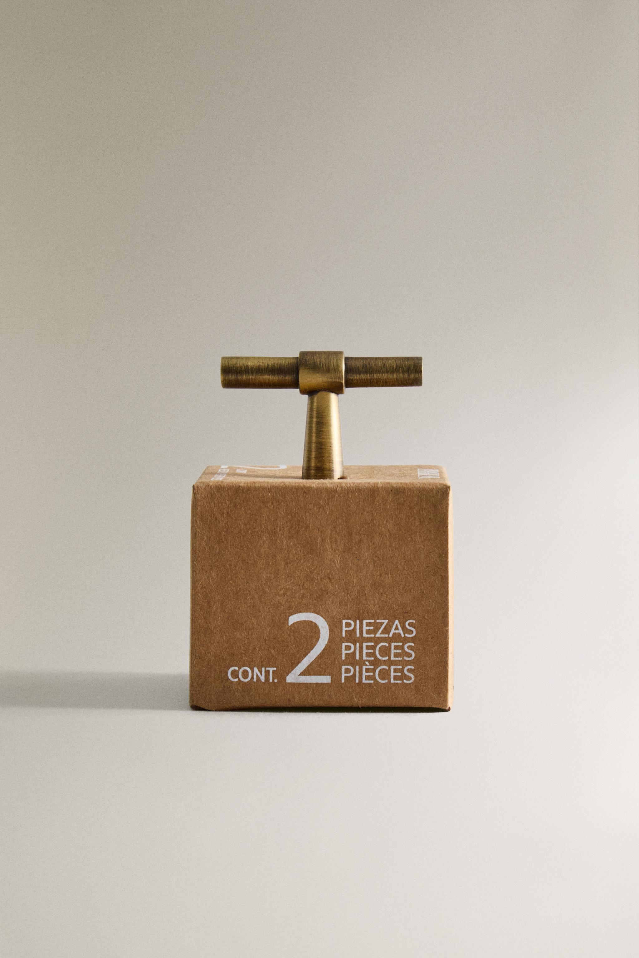 SET OF GOLD METALLIC KNOBS (SET OF 2)