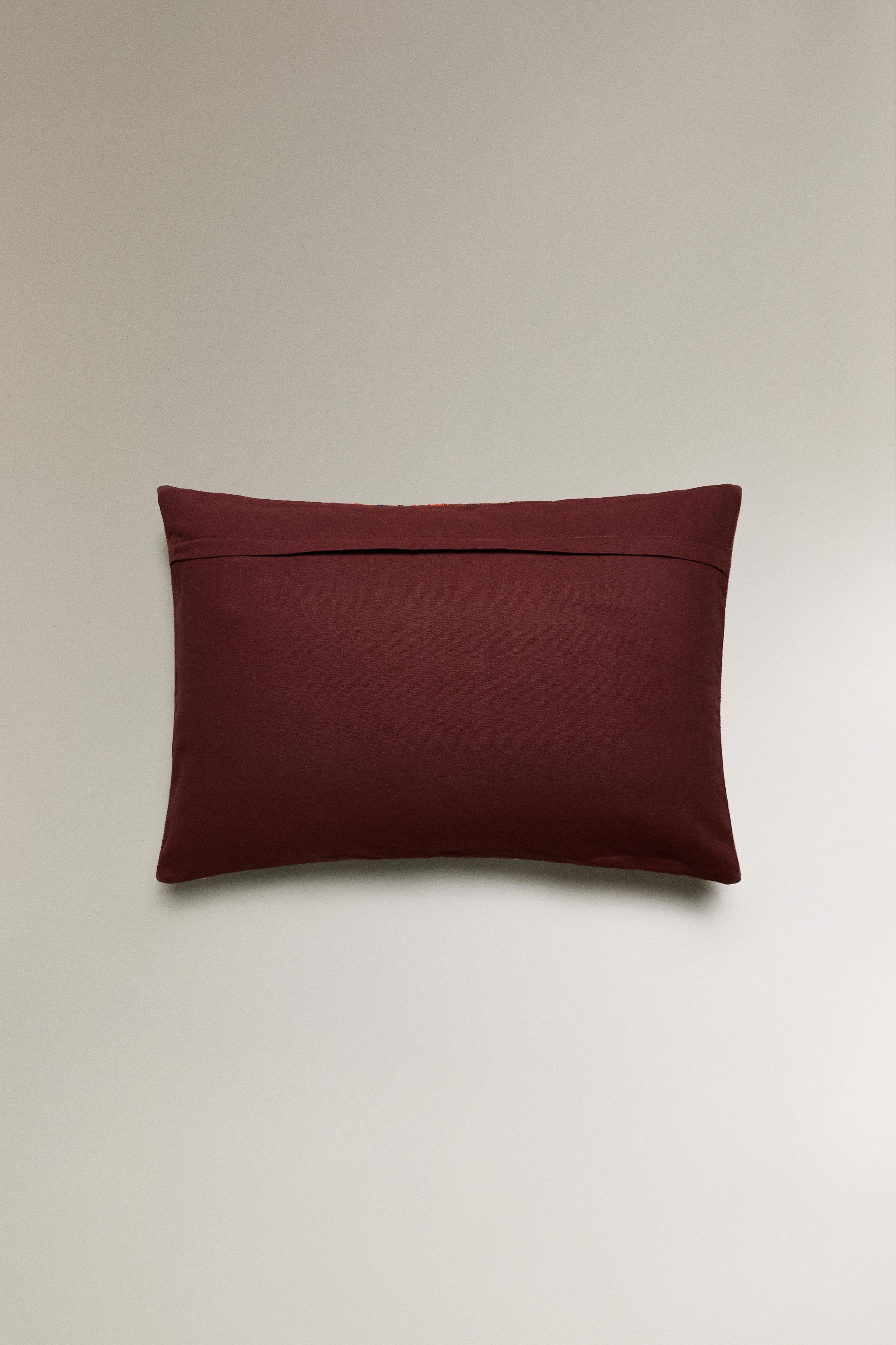 EMBROIDERED THROW PILLOW COVER X COLLAGERIE