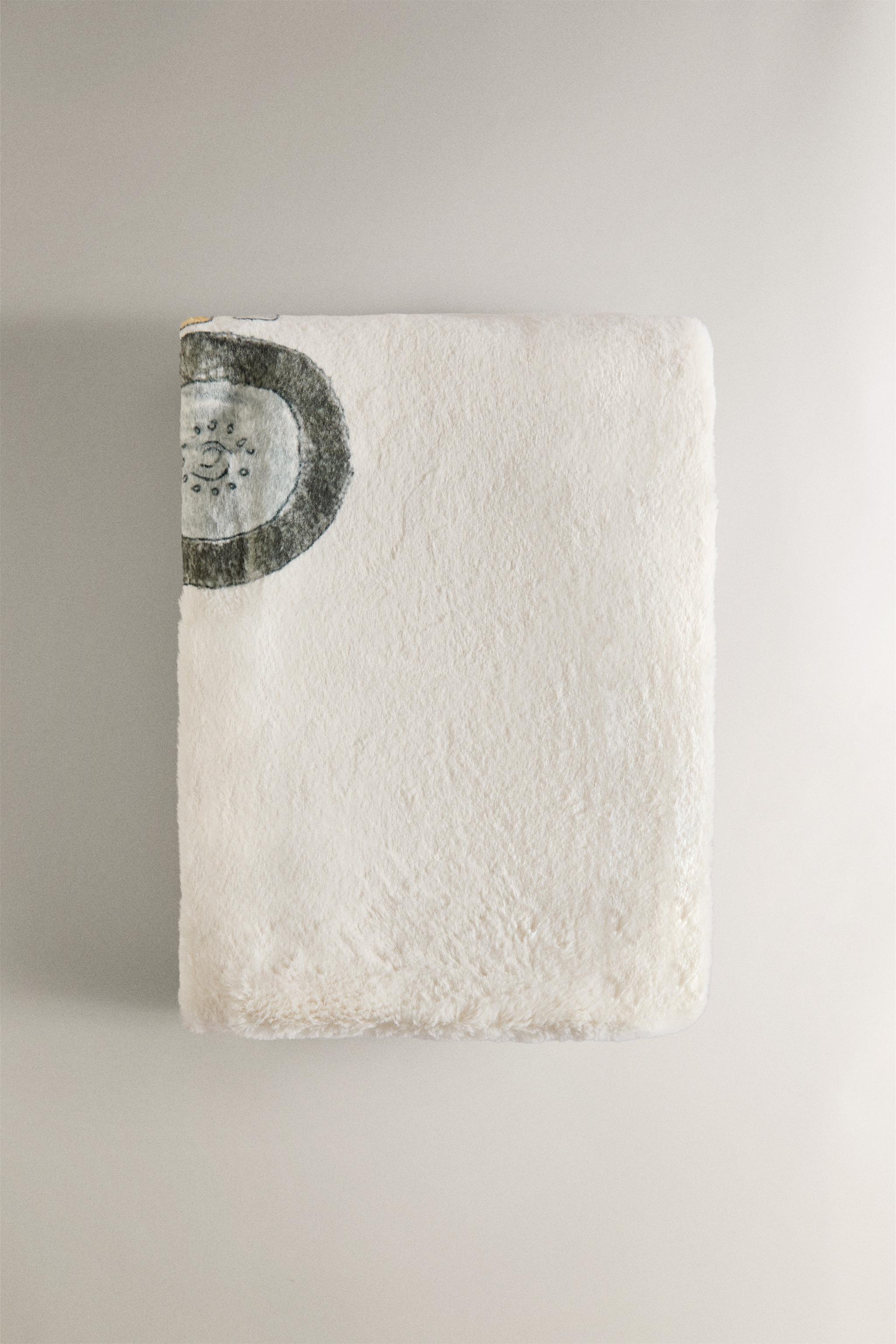 CHILDREN'S RACING DOG SOFT BLANKET