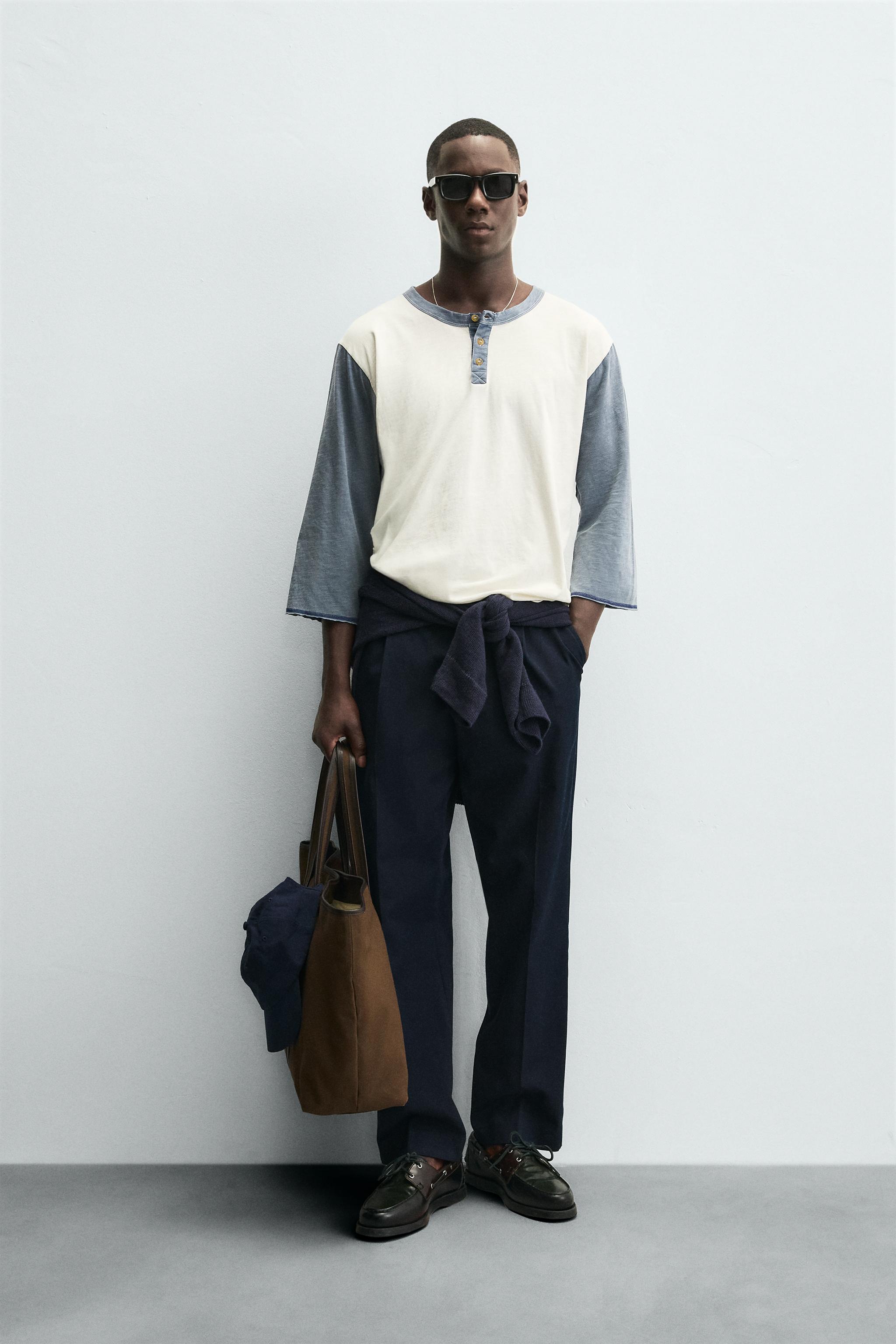 COLORBLOCK T-SHIRT WITH BUTTONED NECK