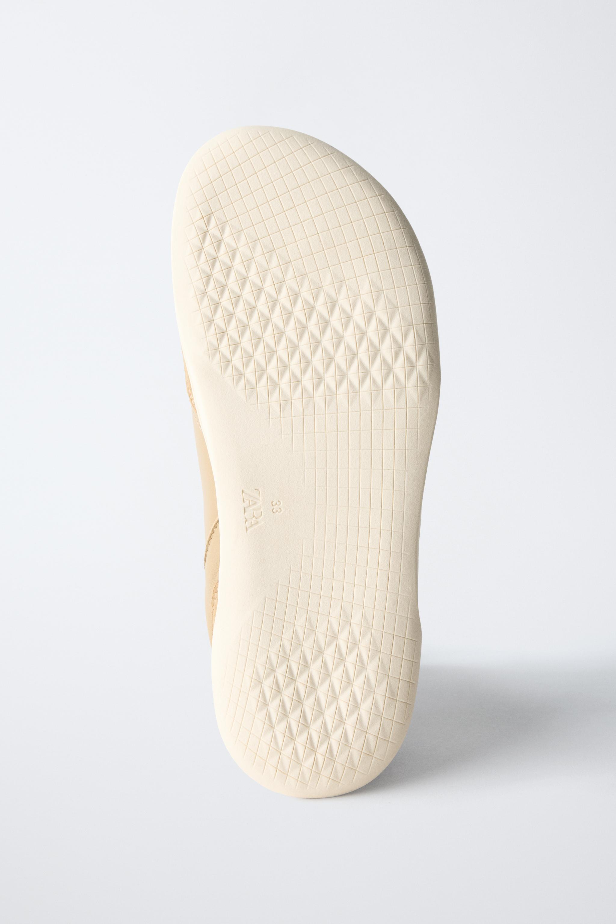 BAREFOOT LEATHER SNEAKERS