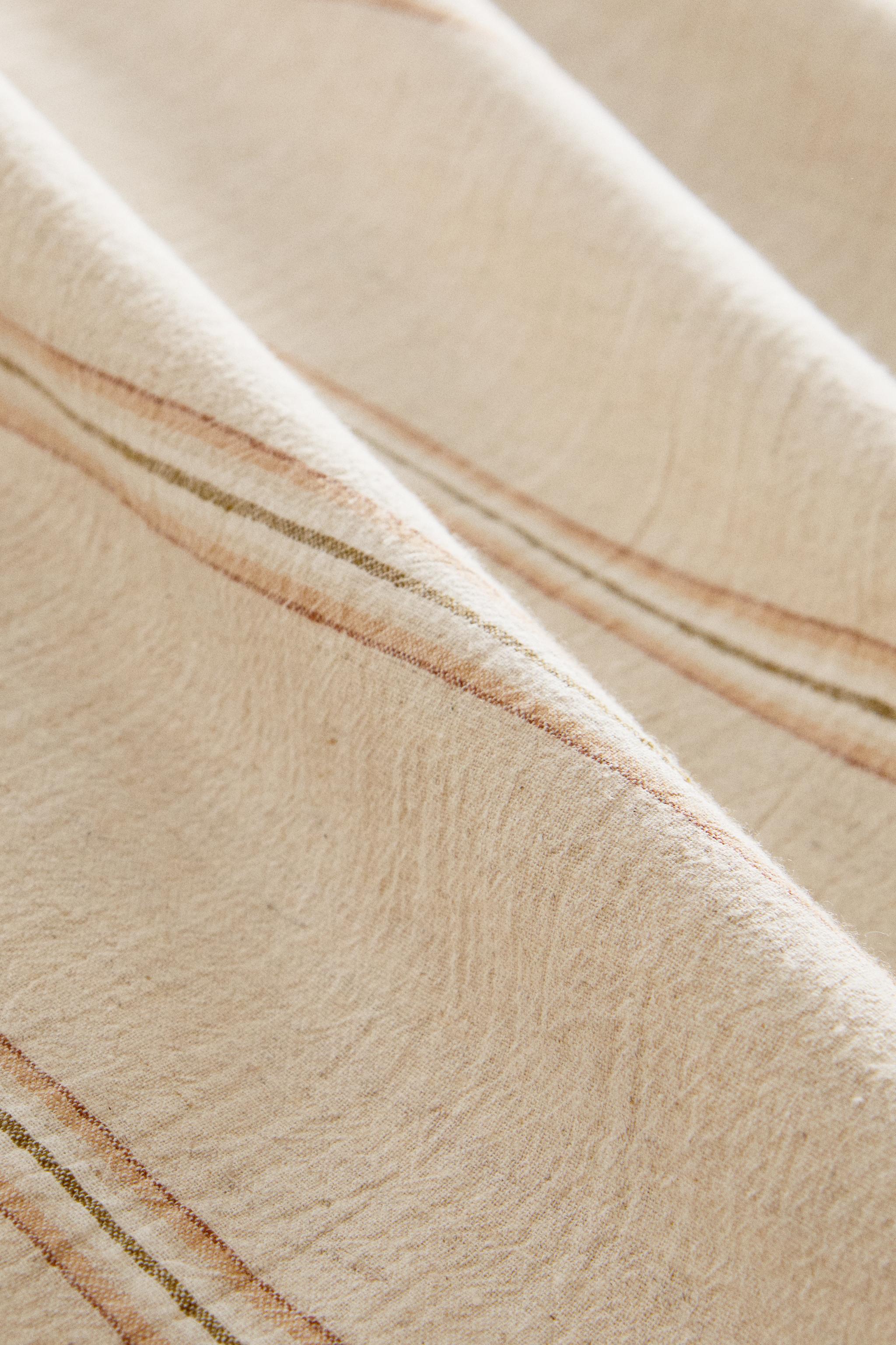 DYED THREAD STRIPED DUVET COVER