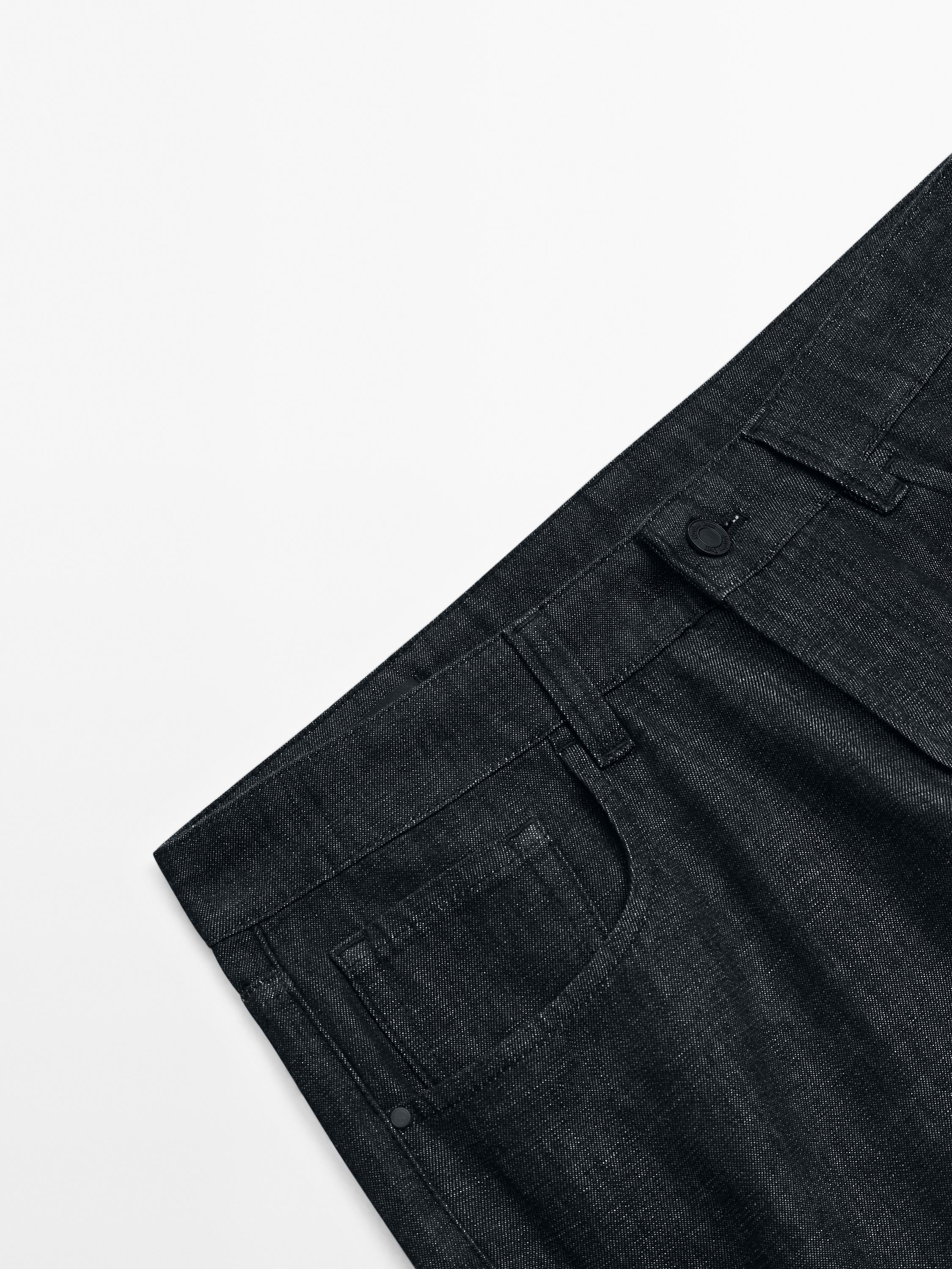 Cotton blend tapered fit jeans