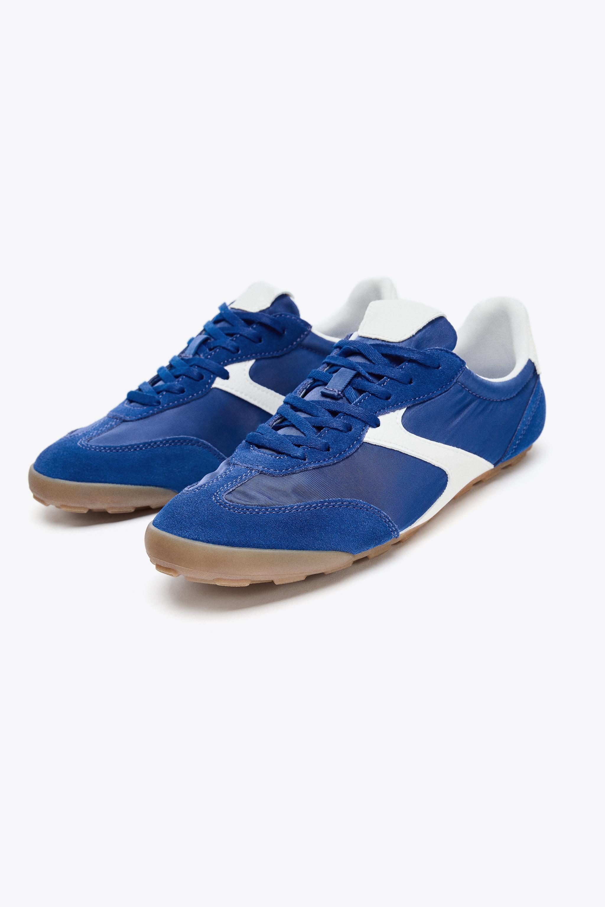 SOFT RUNNING SNEAKERS