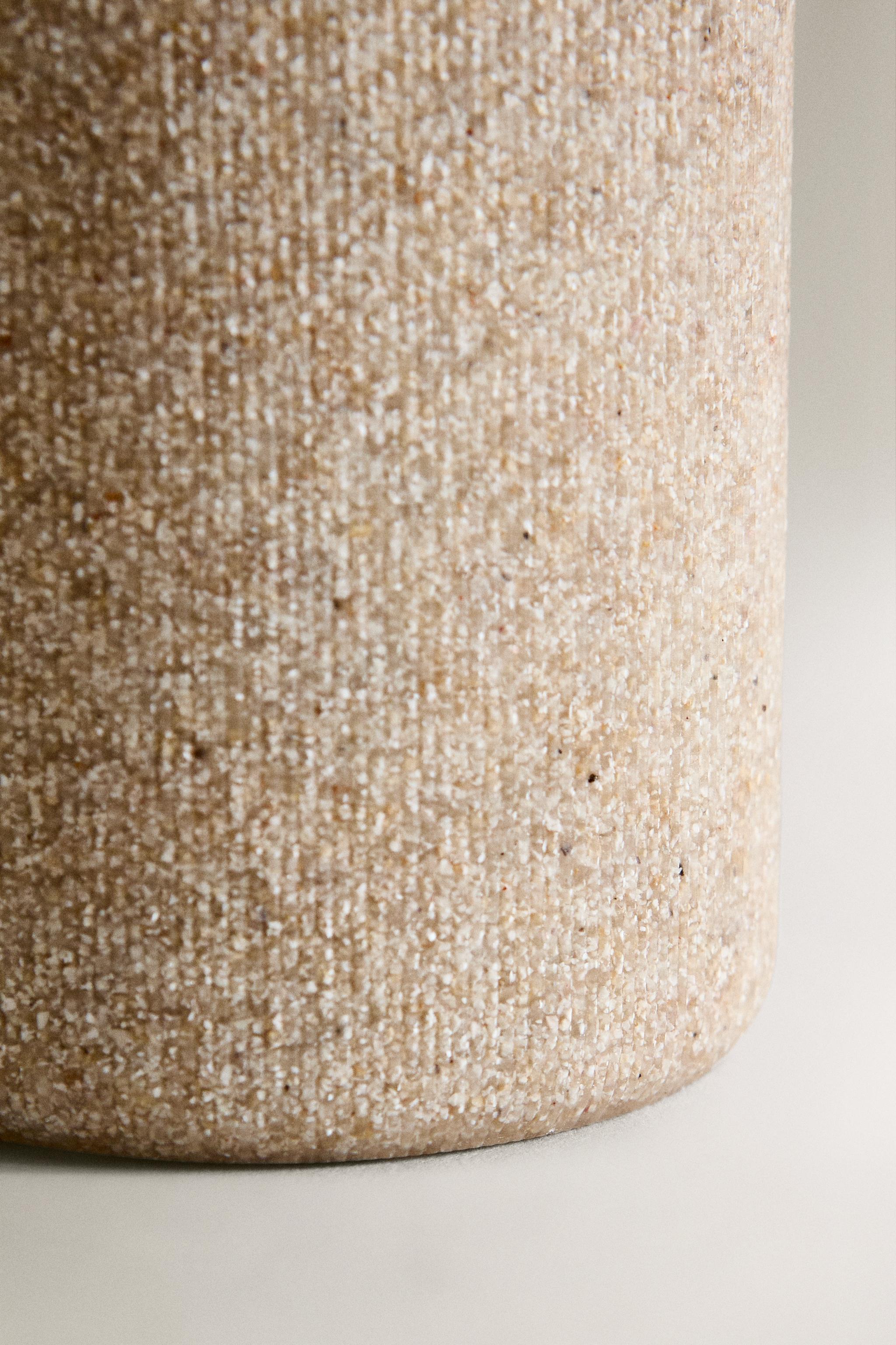 RESIN TOOTHBRUSH HOLDER