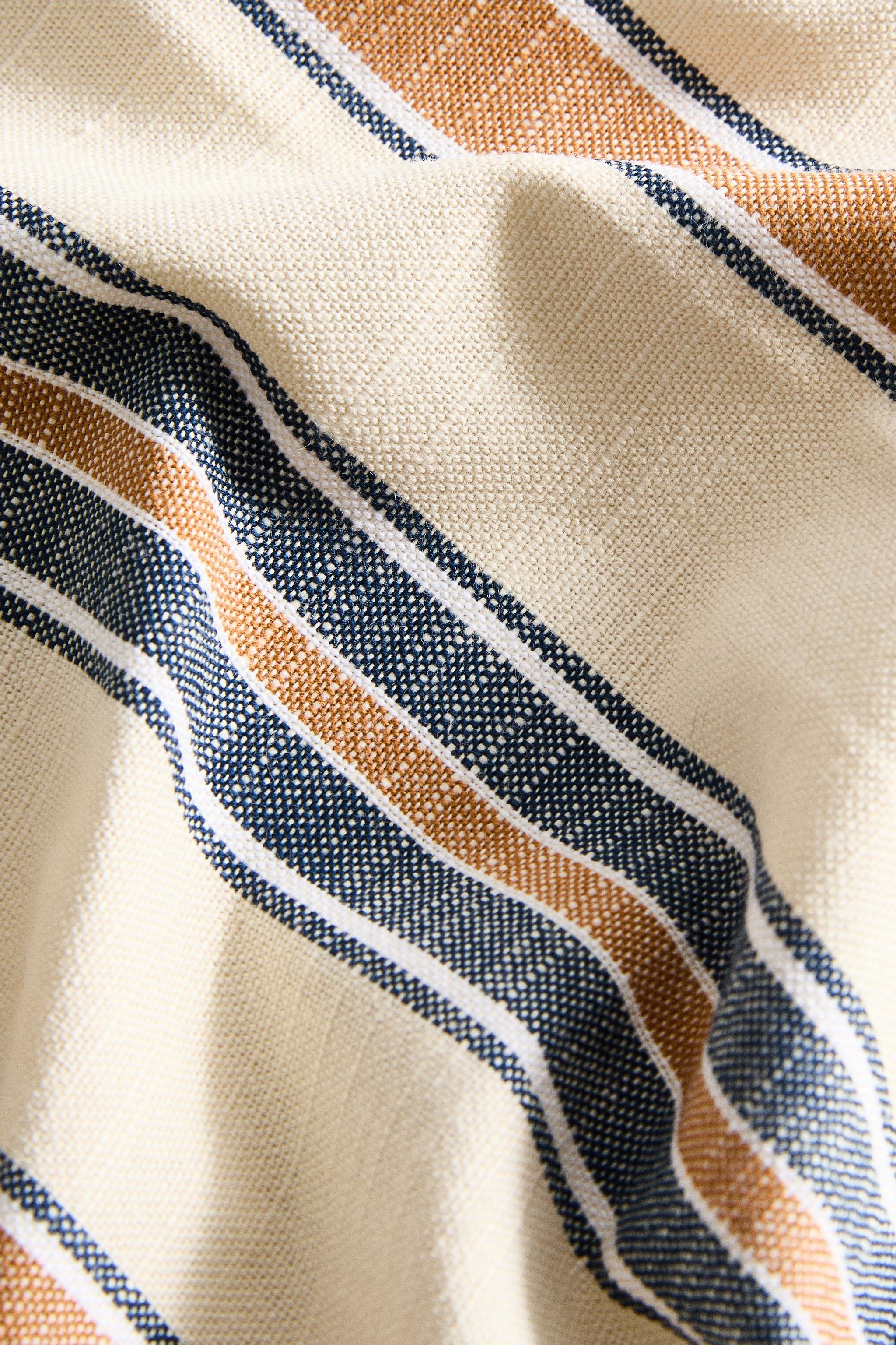 SET OF DYED THREAD STRIPED NAPKINS (SET OF 2)