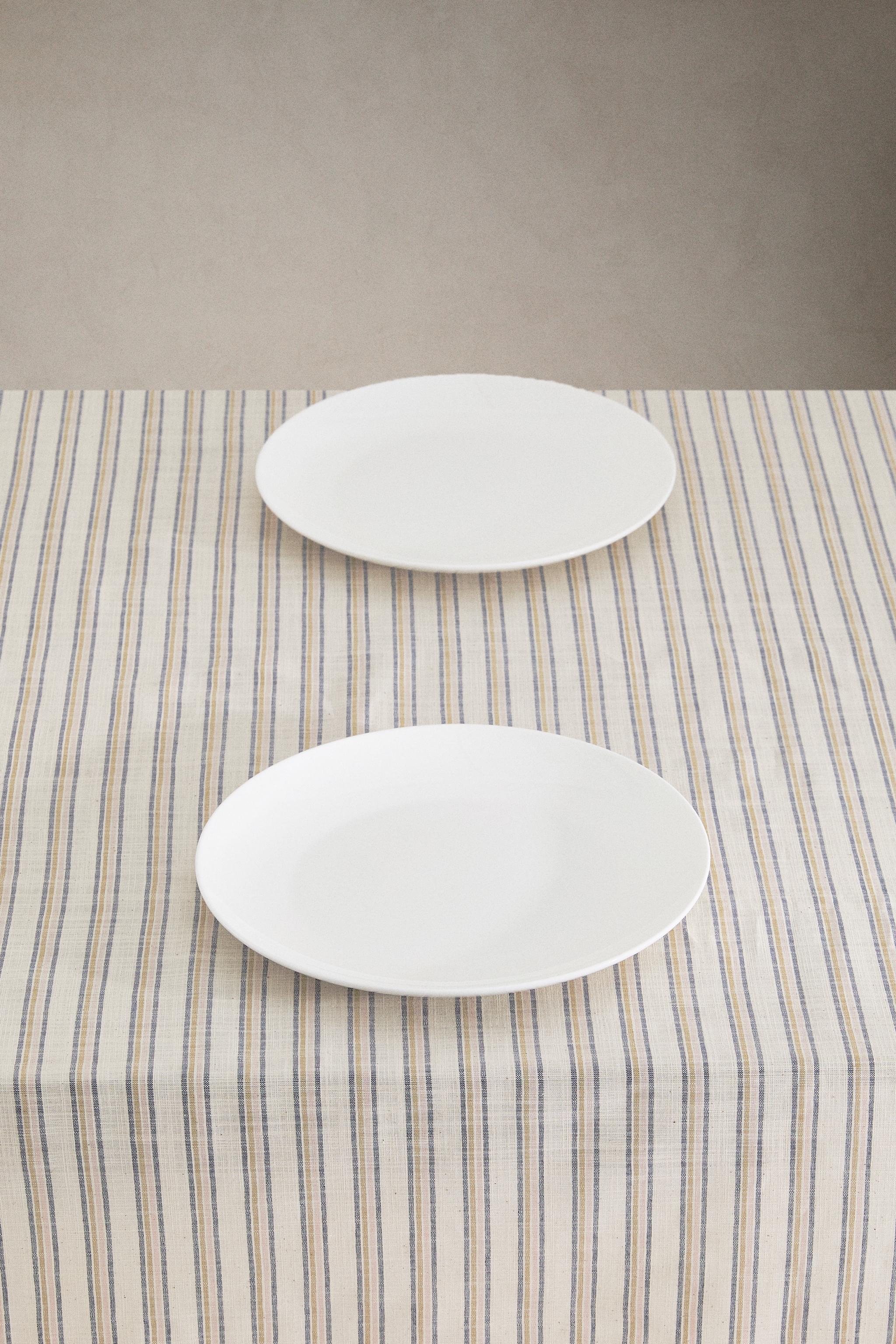 DYED THREAD STRIPED TABLECLOTH