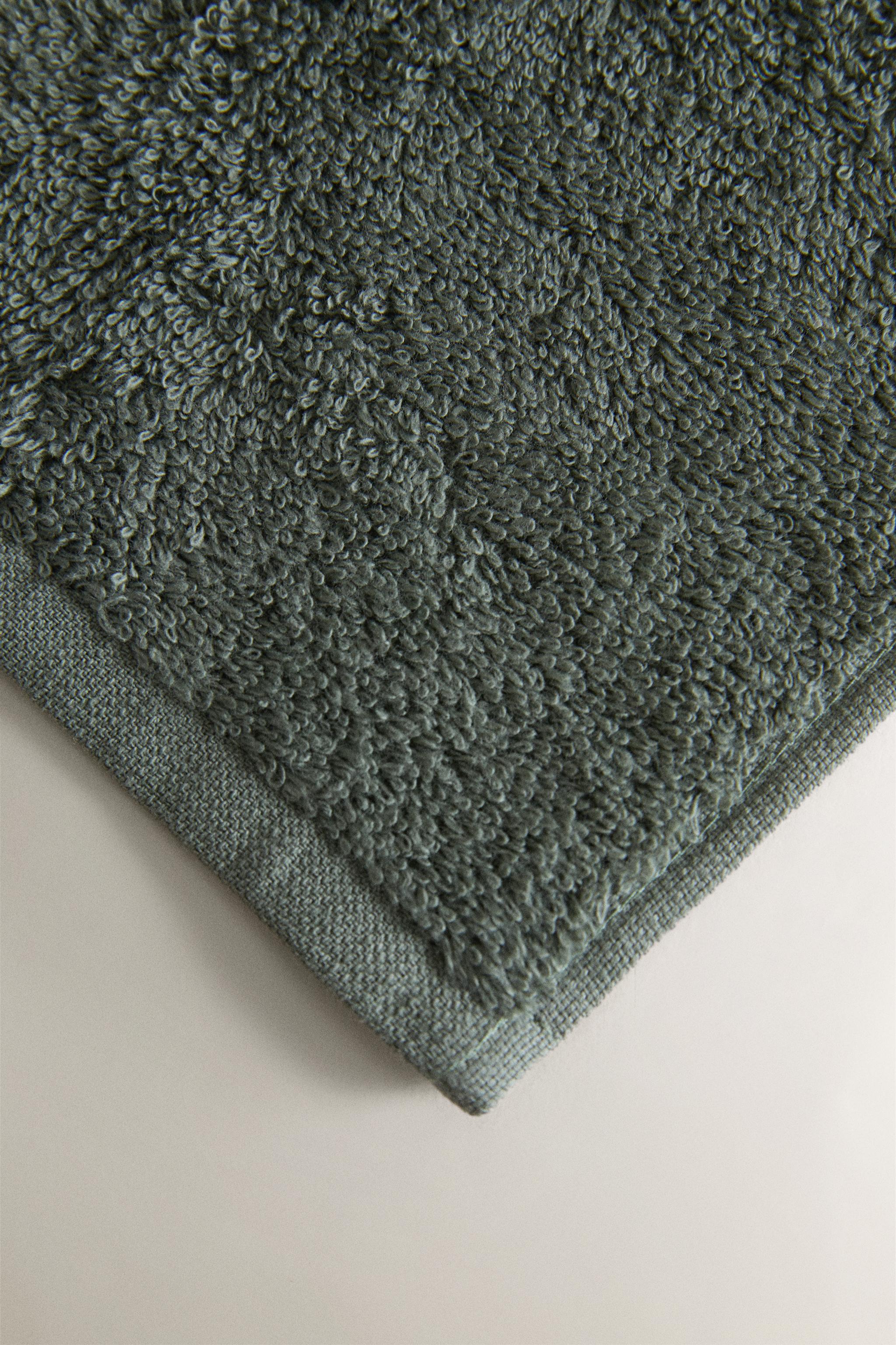 PACK OF COTTON HAND TOWELS (PACK OF 3)