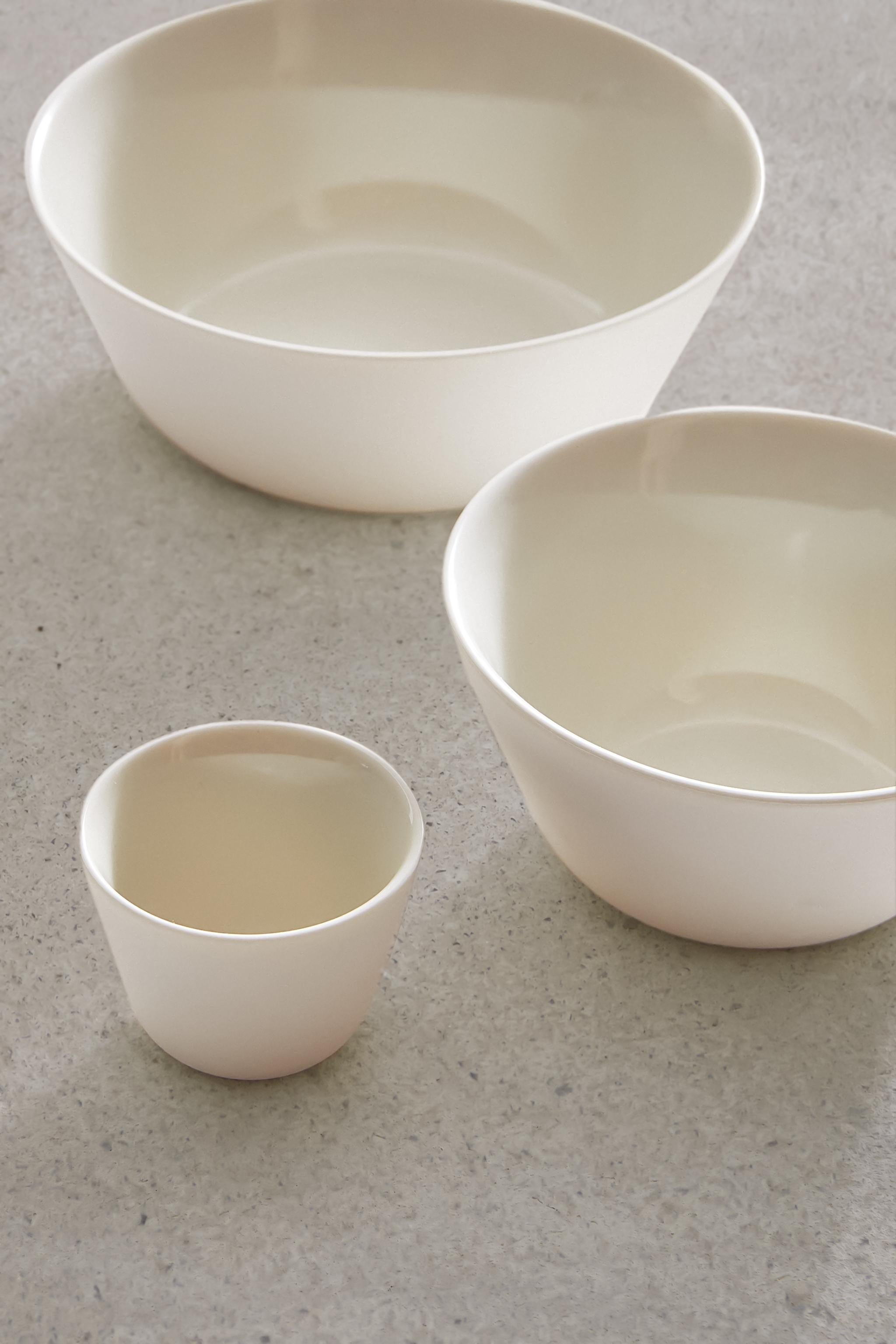 SET OF 2 - M BOWLS