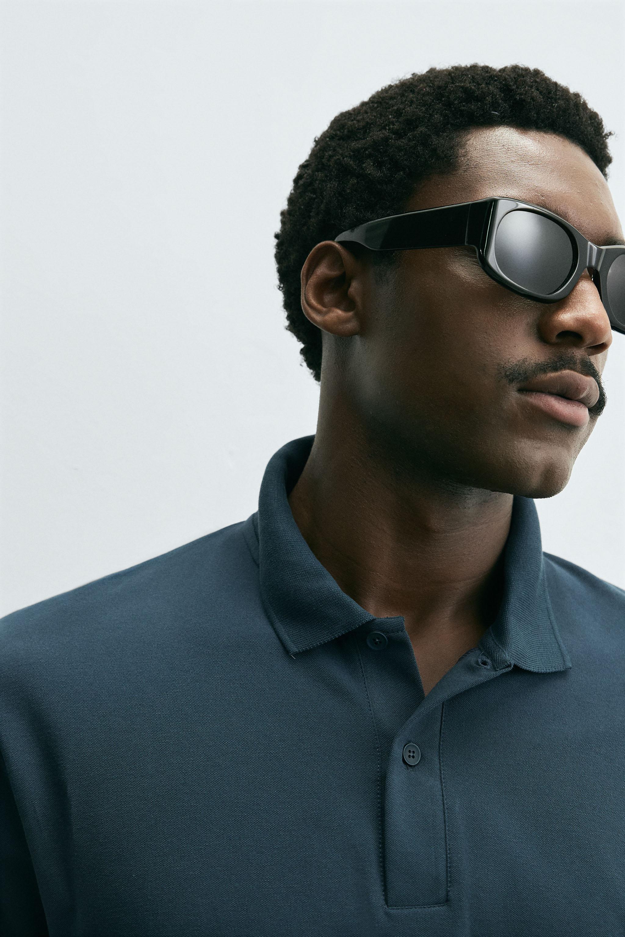 TEXTURED WEAVE PIQUÉ POLO SHIRT