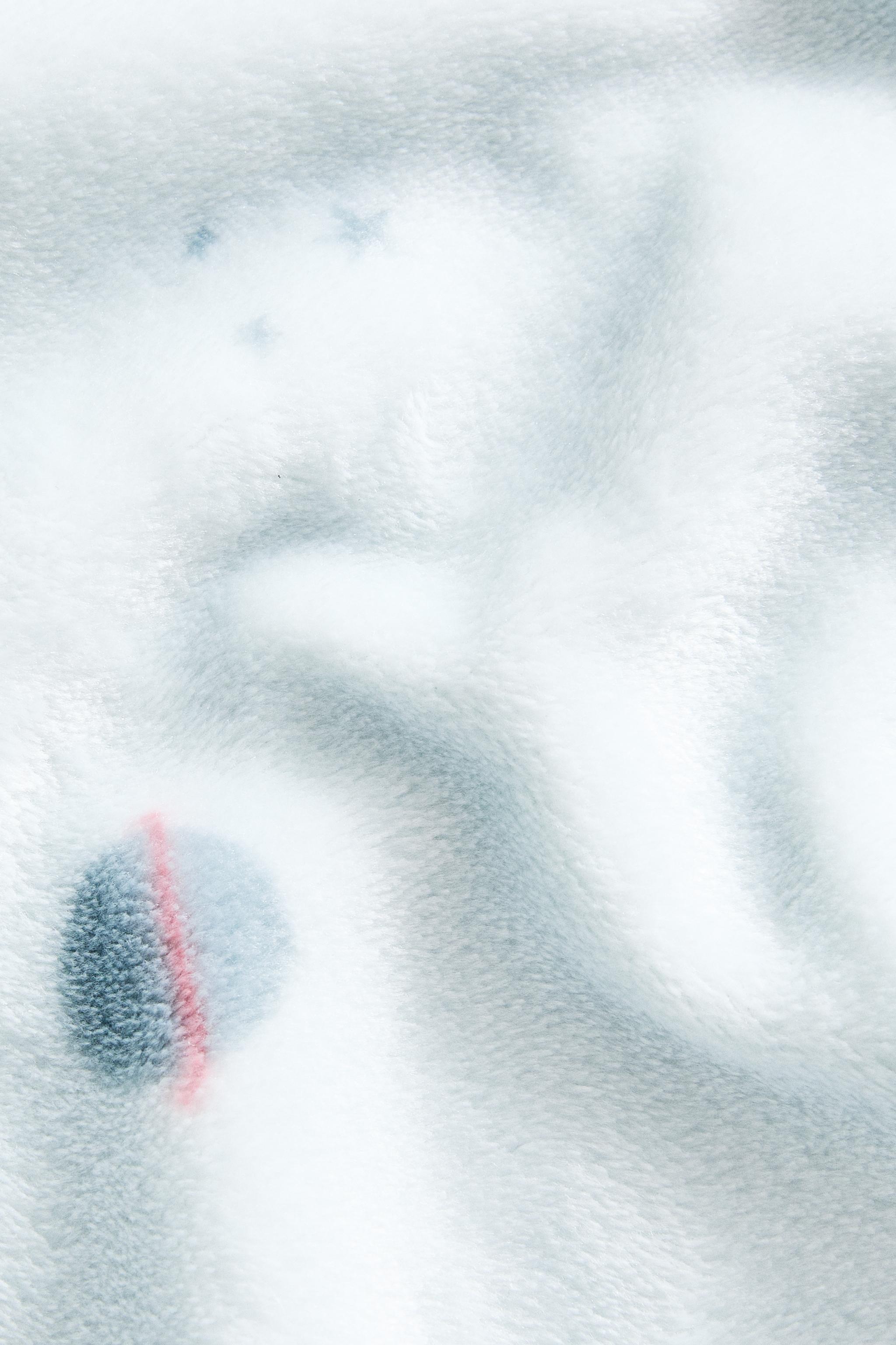 CHILDREN’S FLEECE SPACE BLANKET