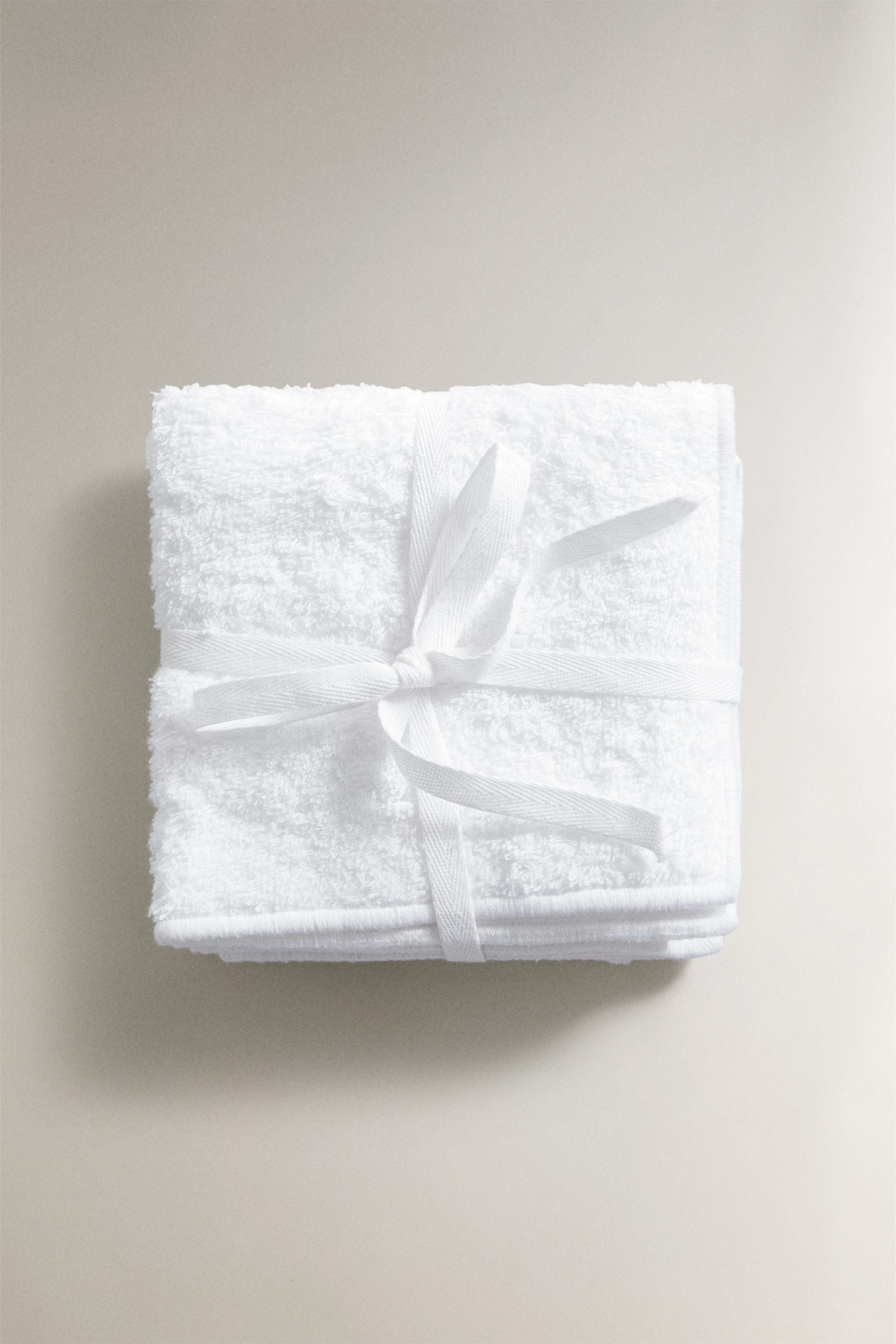 SET OF EXTRA SOFT HAND TOWELS (SET OF 2)