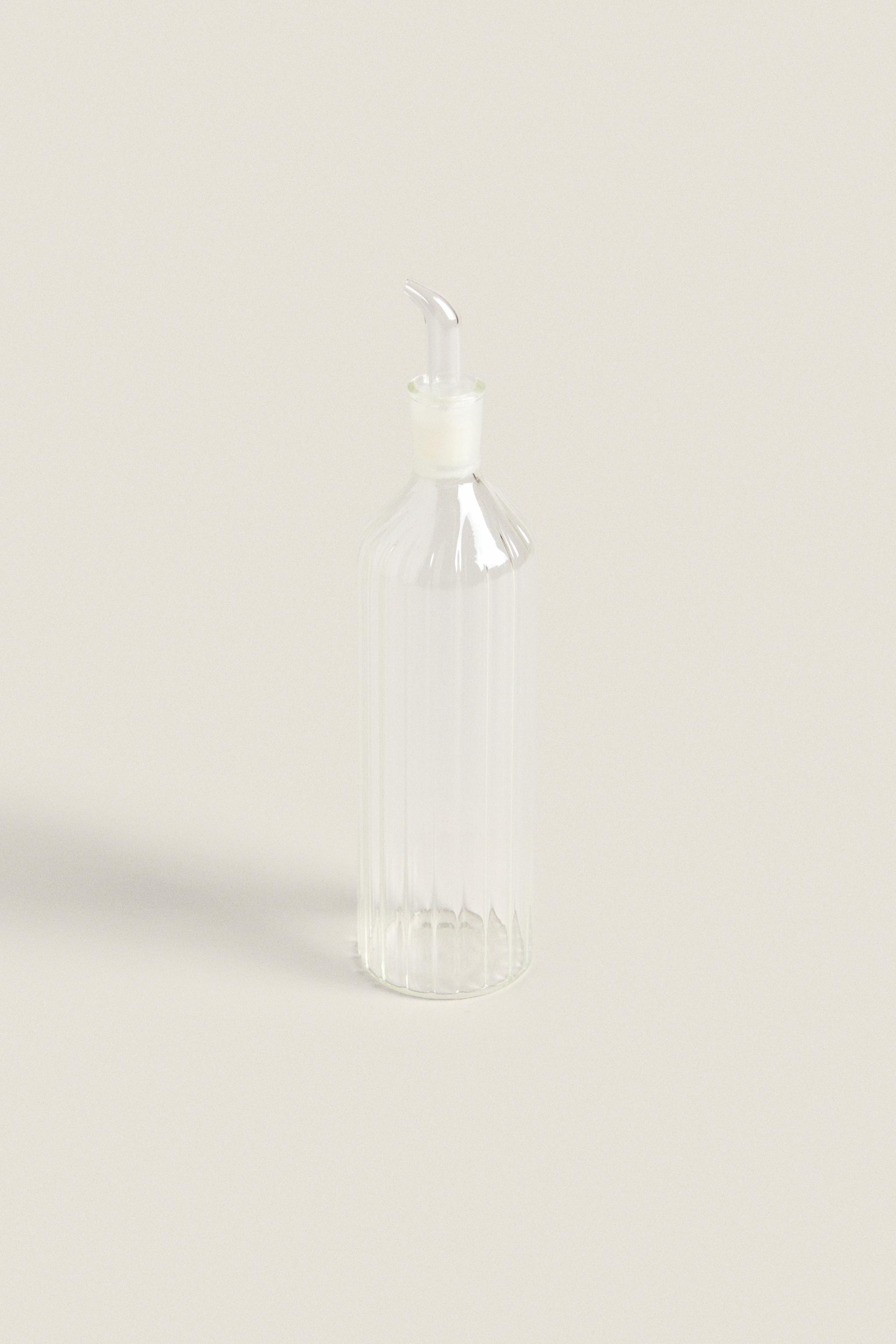 ROUND BOROSILICATE GLASS CRUET