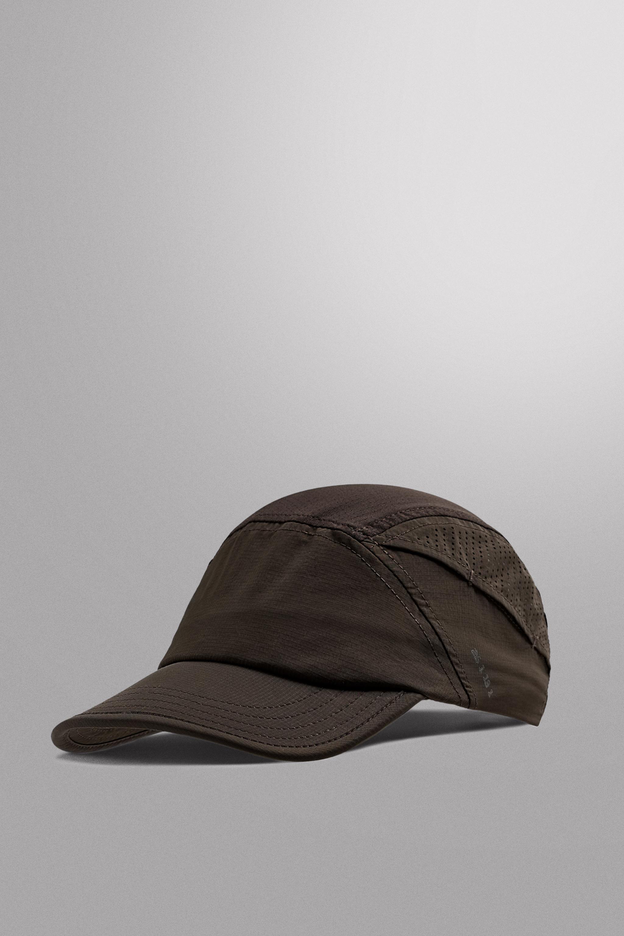 PERFORATED TECHNICAL CAP LIMITED EDITION