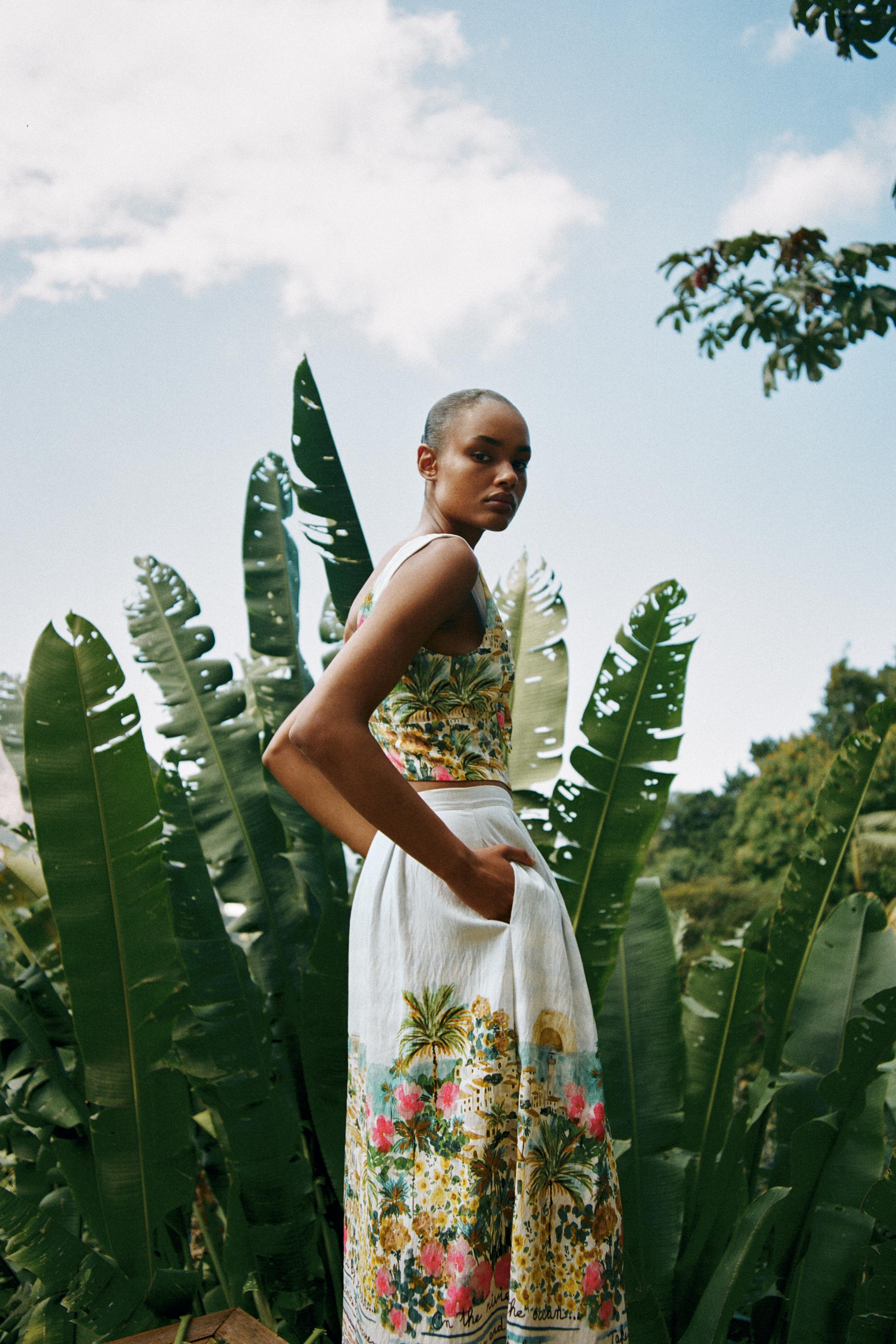 PRINTED MIDI CAPE SKIRT