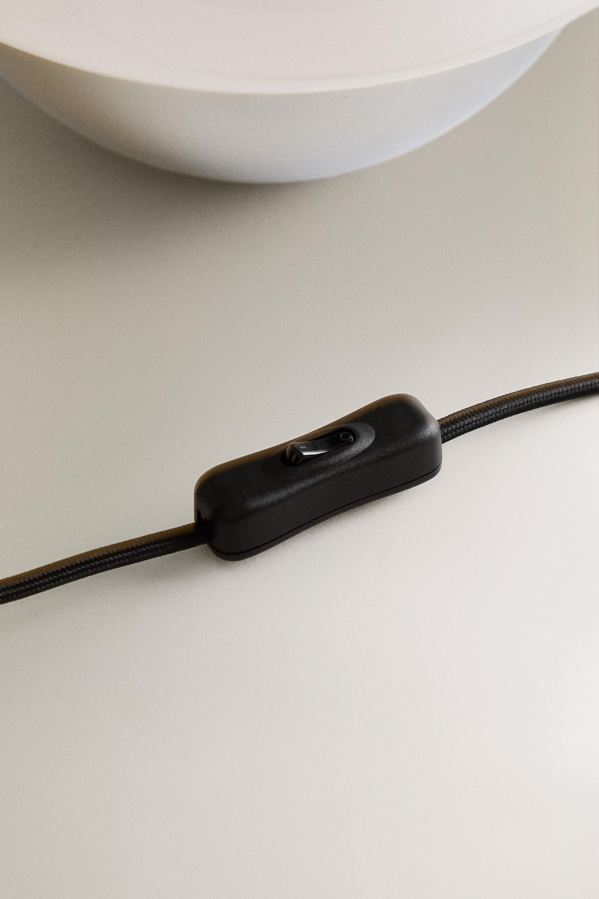 LARGE OVAL TABLE LAMP