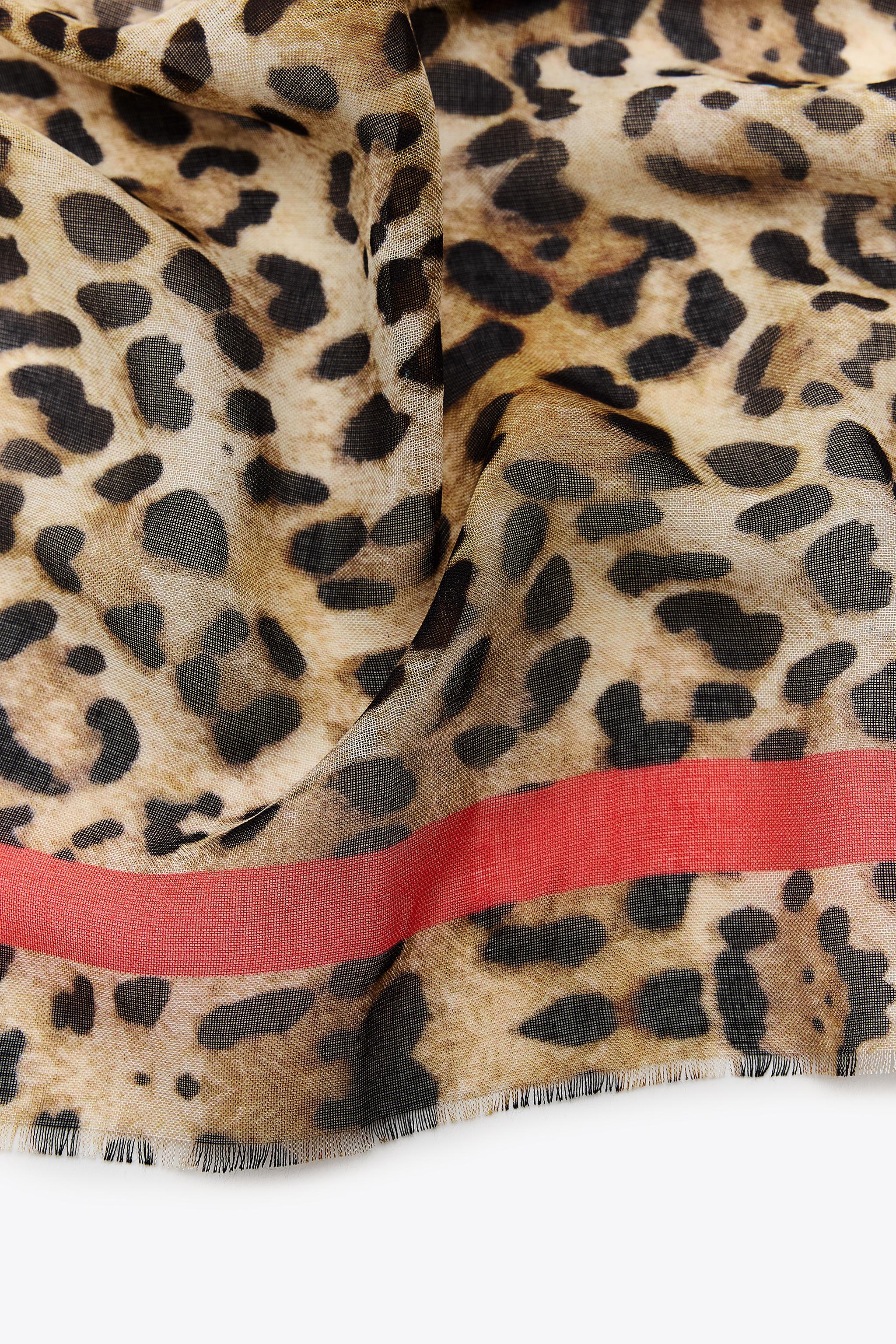 ANIMAL PRINT MODAL SCARF