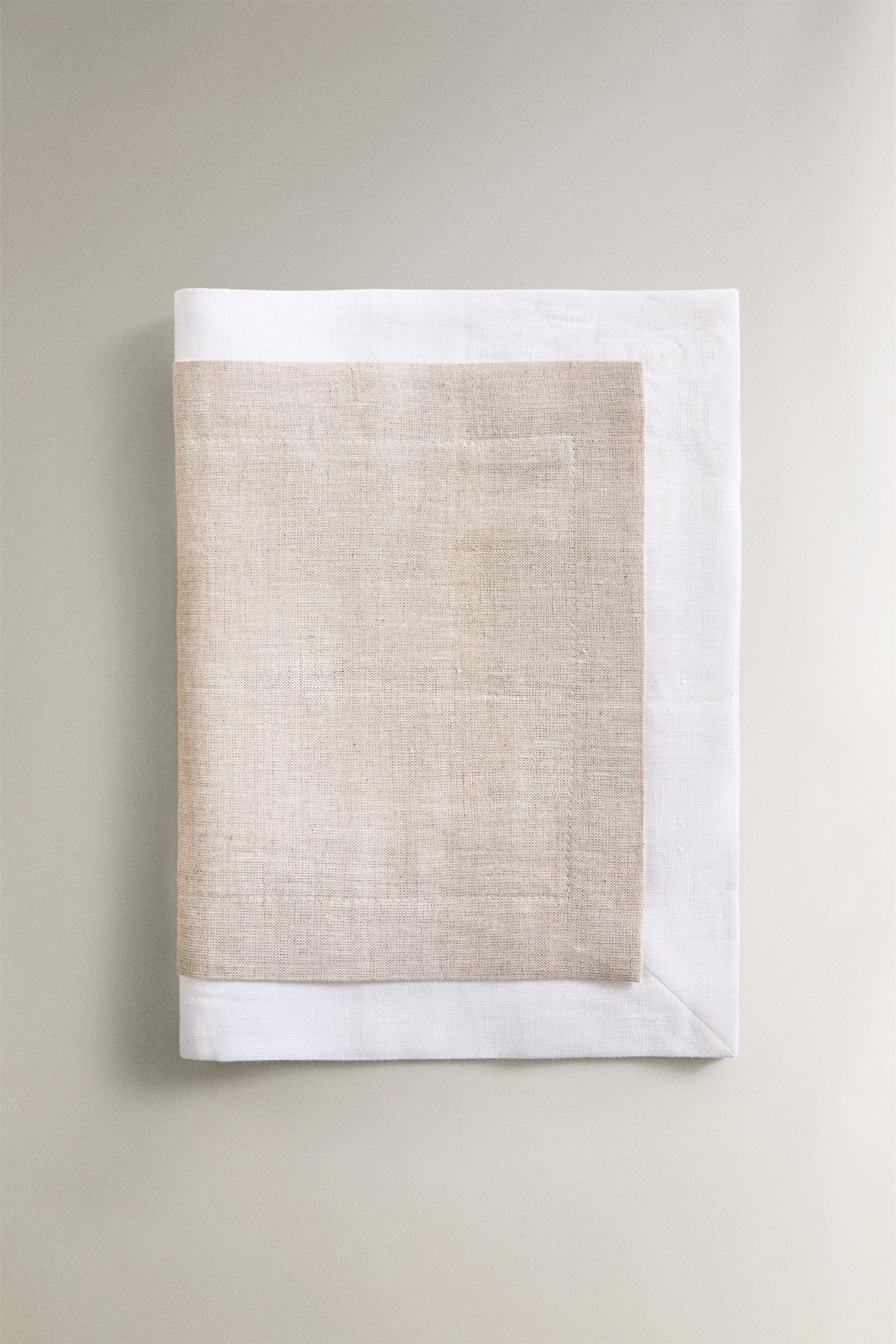 DOUBLE-LAYER PLACEMAT