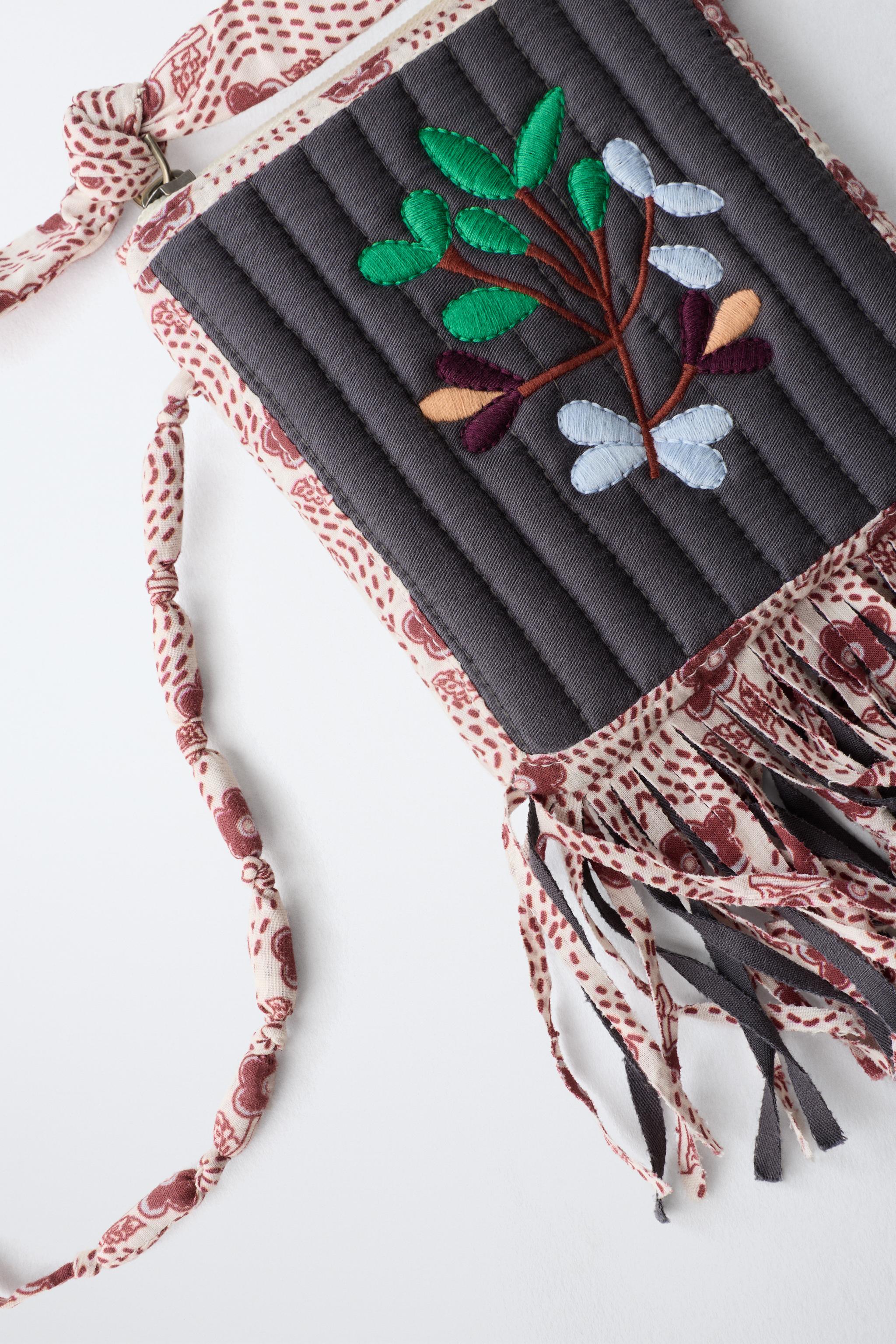 FRINGED CROSSBODY BAG