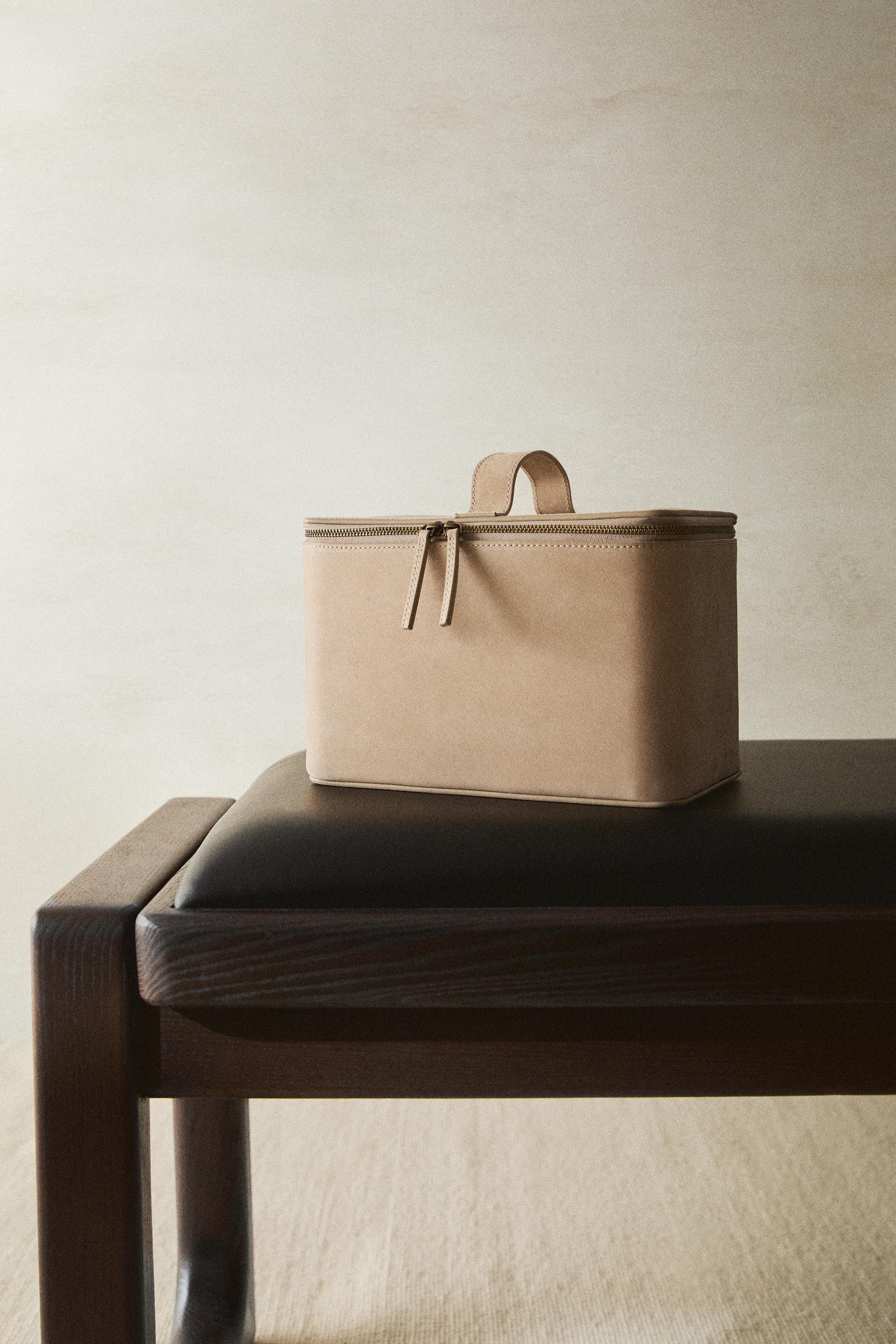 NUBUCK LEATHER CASE MAKEUP BAG