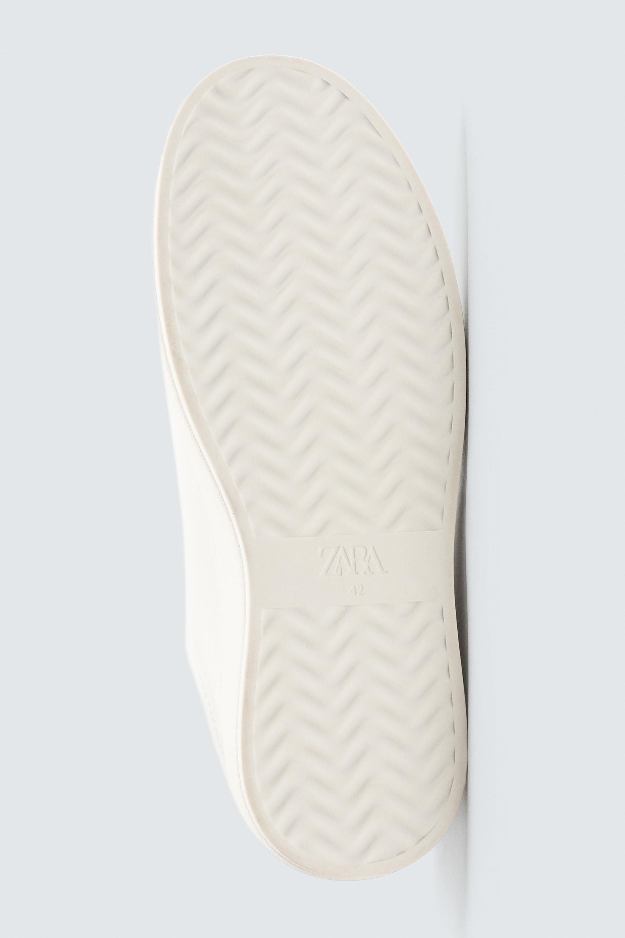 THICK SOLE LEATHER SNEAKERS