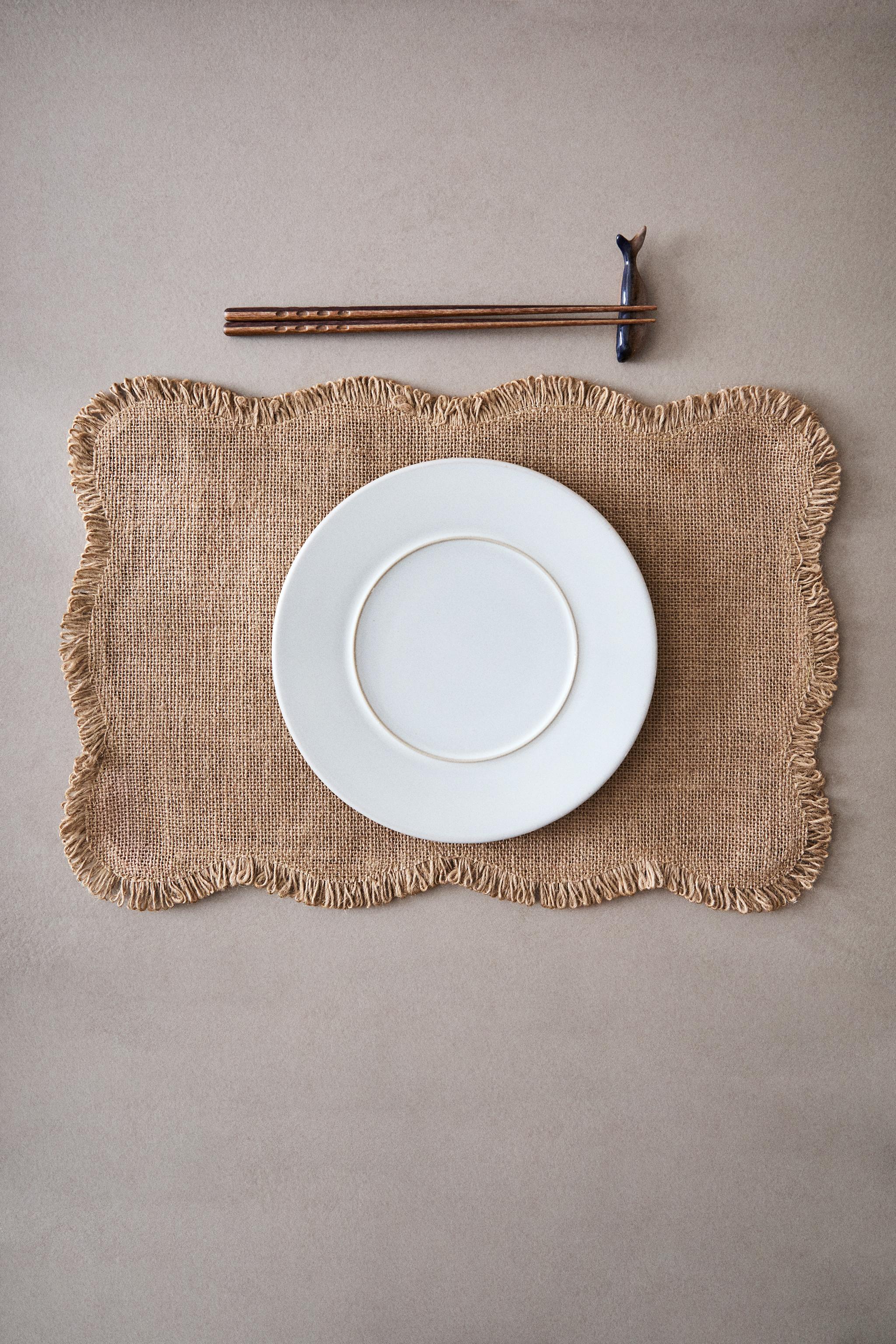 WAVY JUTE PLACEMAT