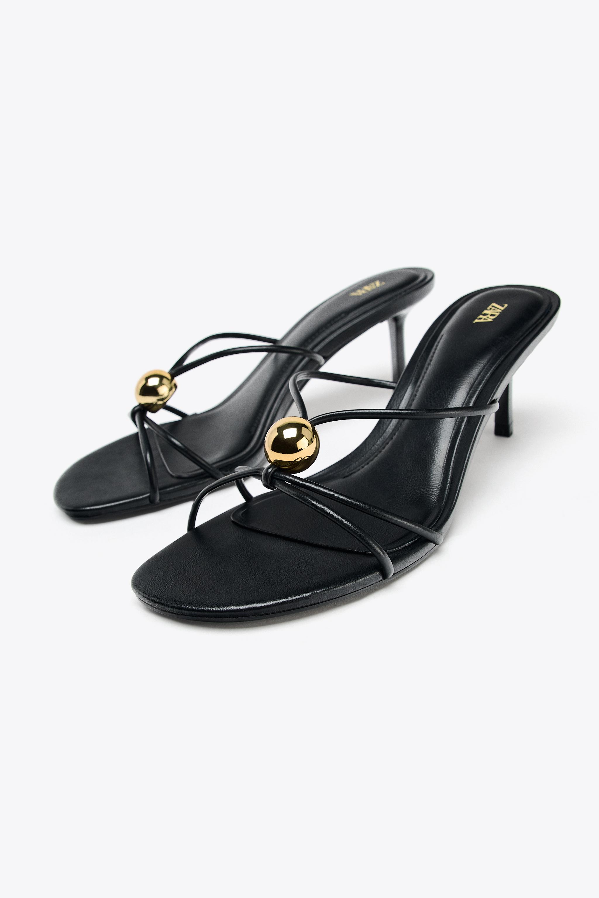 SANDALS WITH METALLIC DETAIL