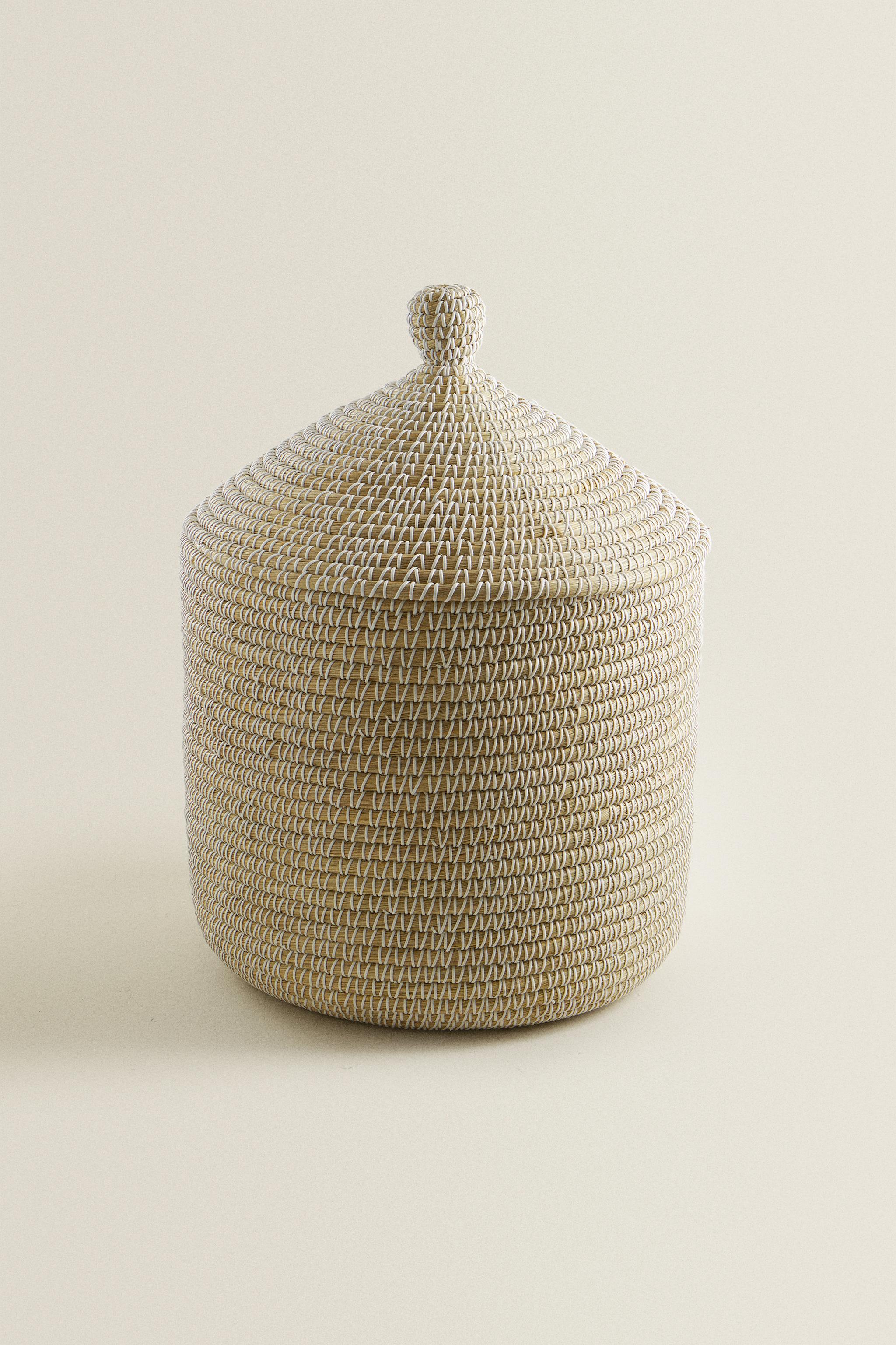 ROUND BASKET WITH LID