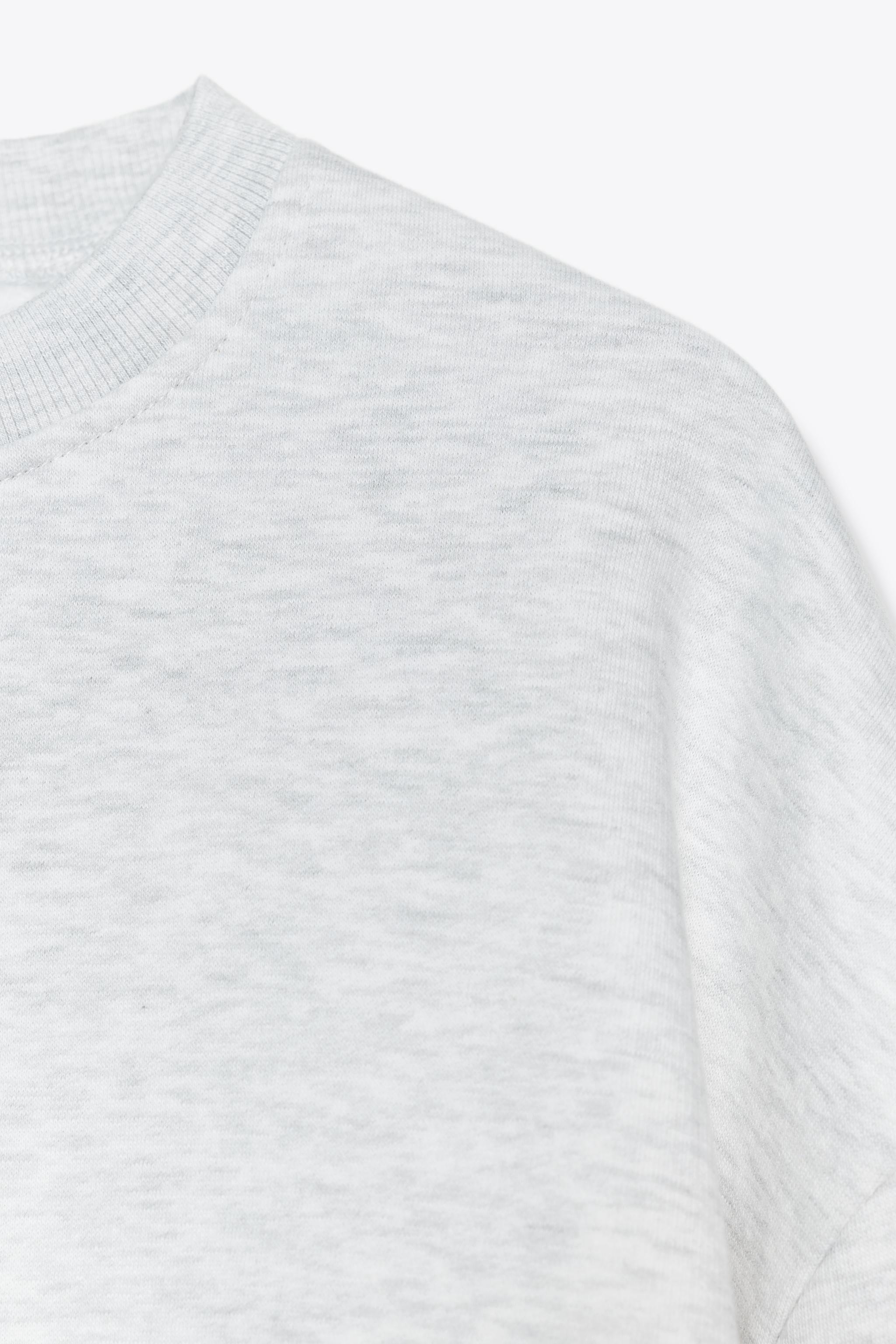 BASIC PLUSH SWEATSHIRT