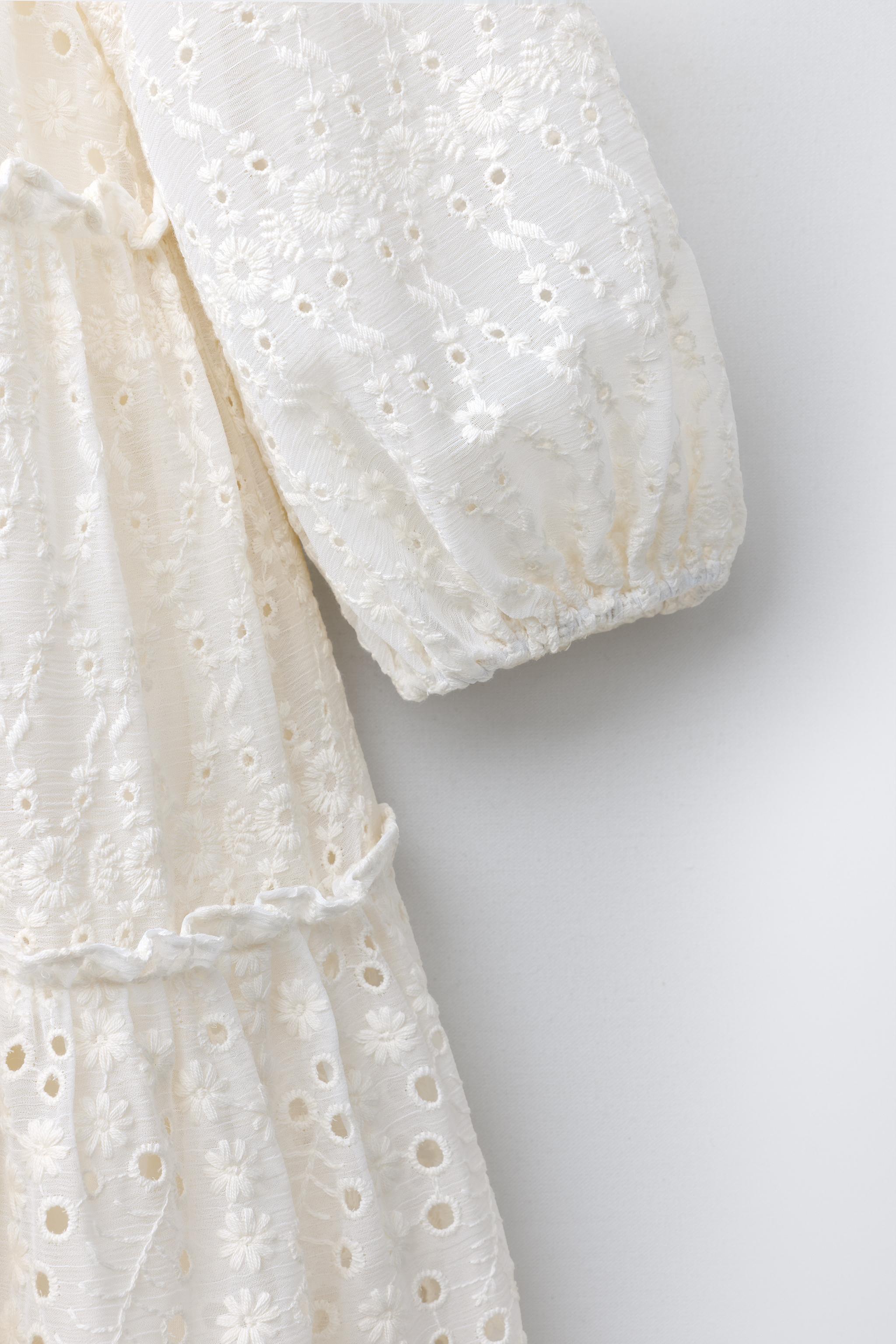 EMBROIDERED FLORAL DRESS